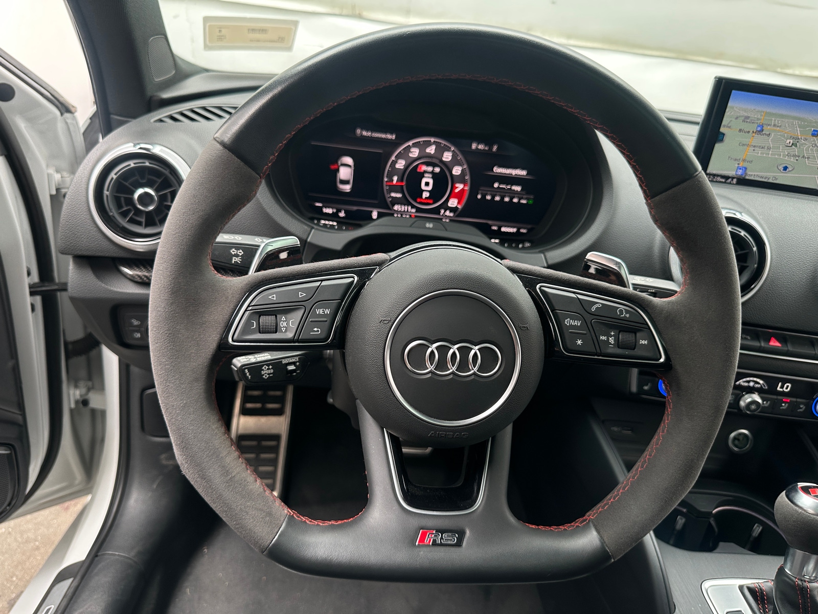 Thumbnail: 2018 Audi RS 3 - 5