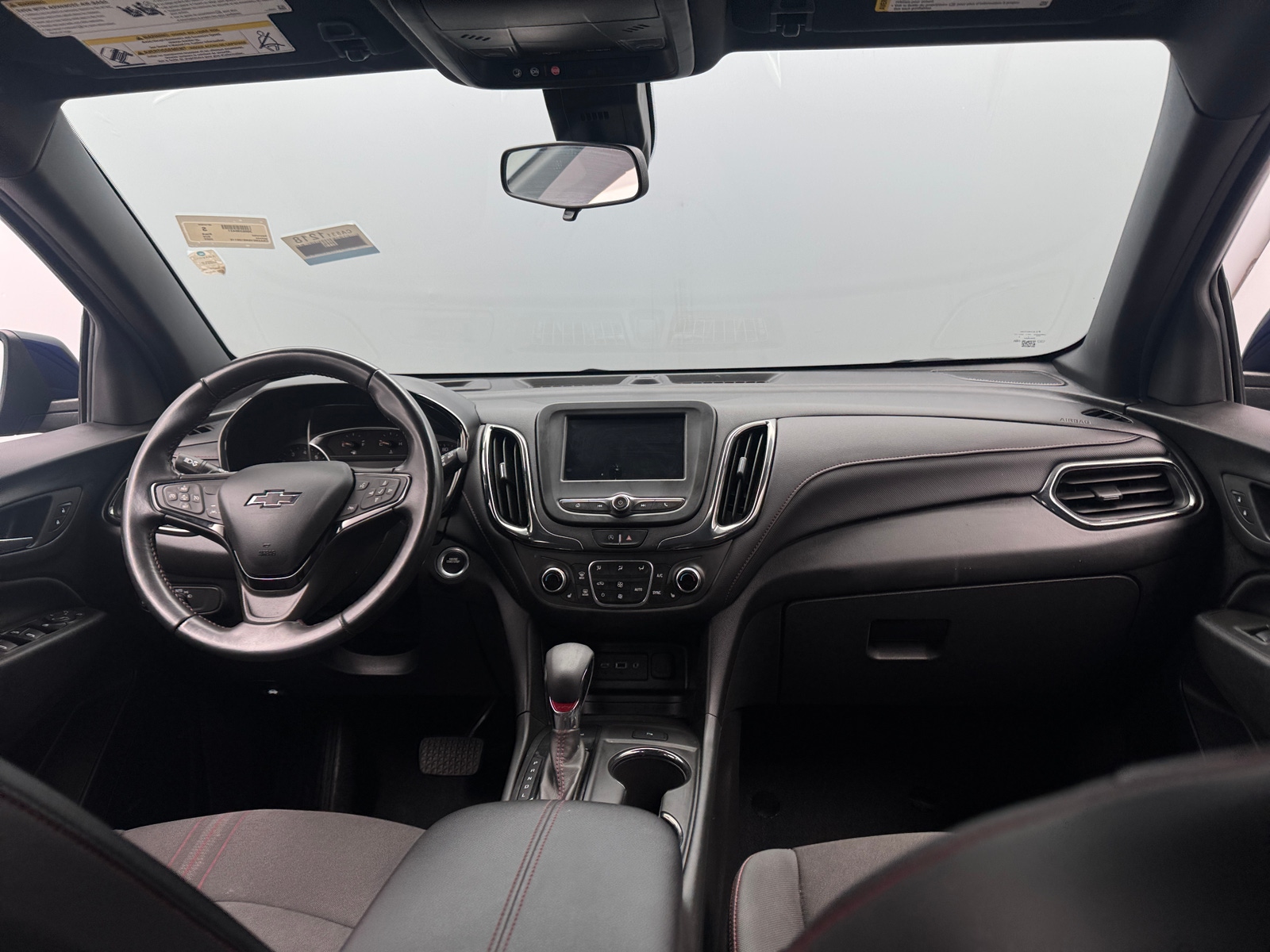 Thumbnail: 2022 Chevrolet Equinox - 3