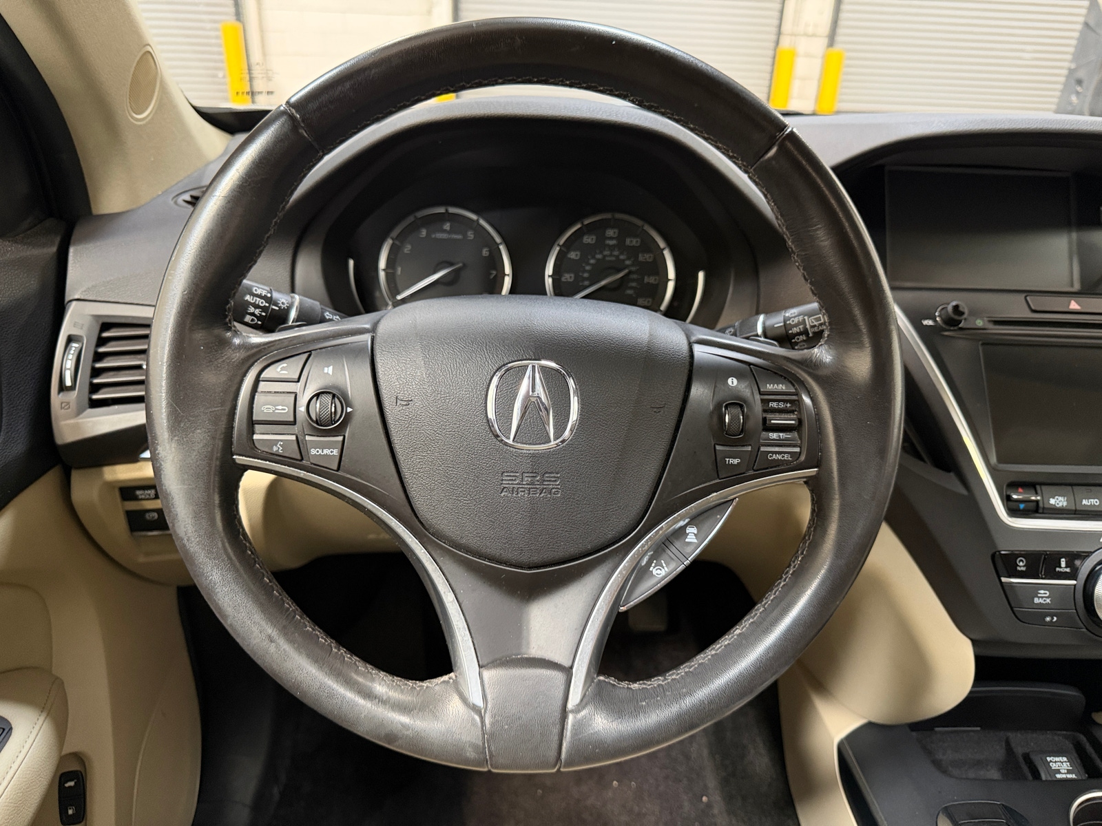Thumbnail: 2017 Acura MDX - 4