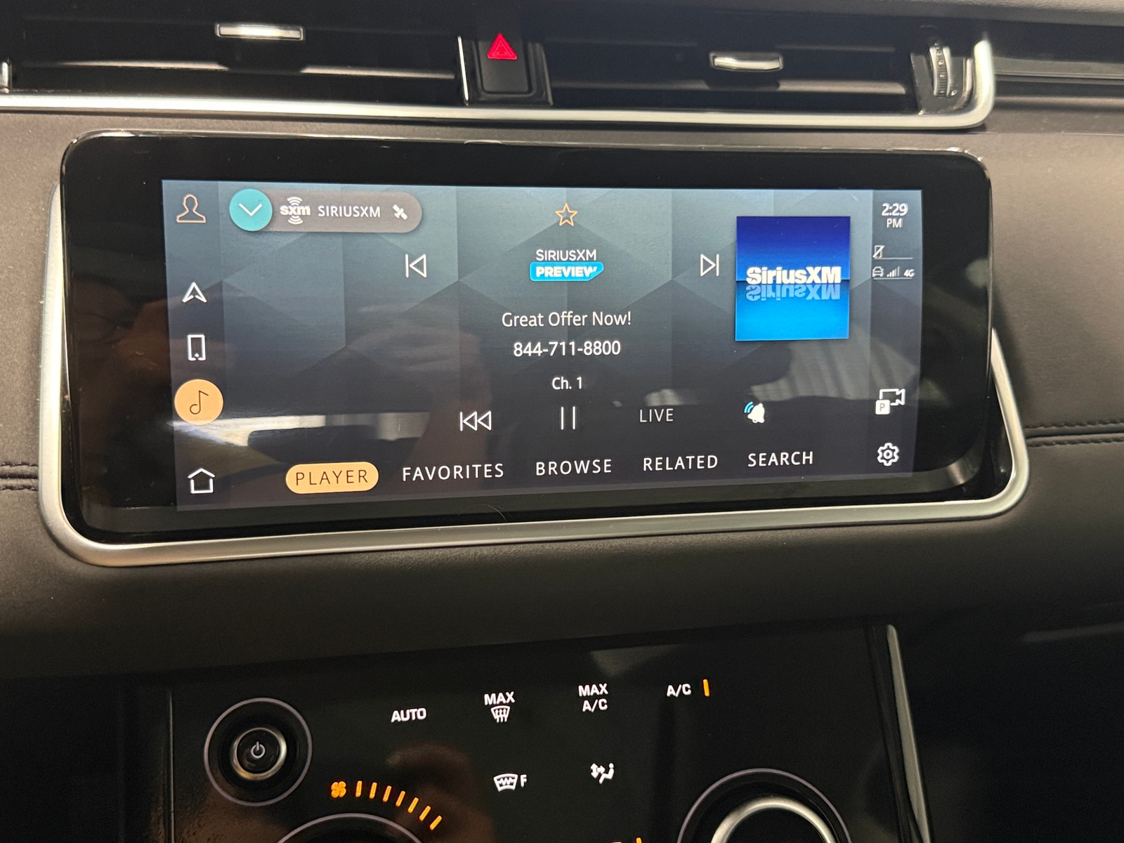 Thumbnail: 2023 Land Rover Range Rover Evoque - 3