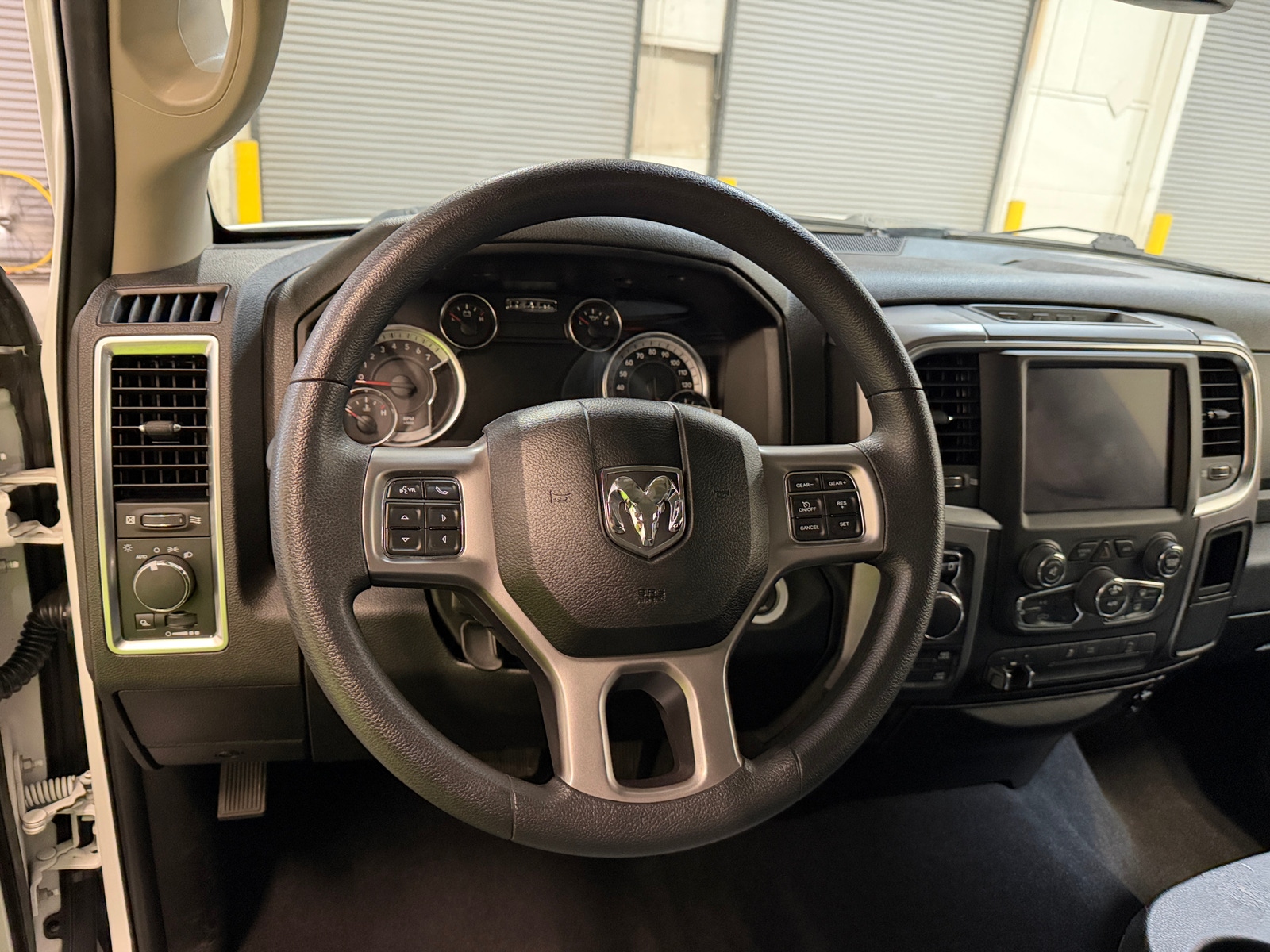 Thumbnail: 2022 RAM 1500 Classic - 5