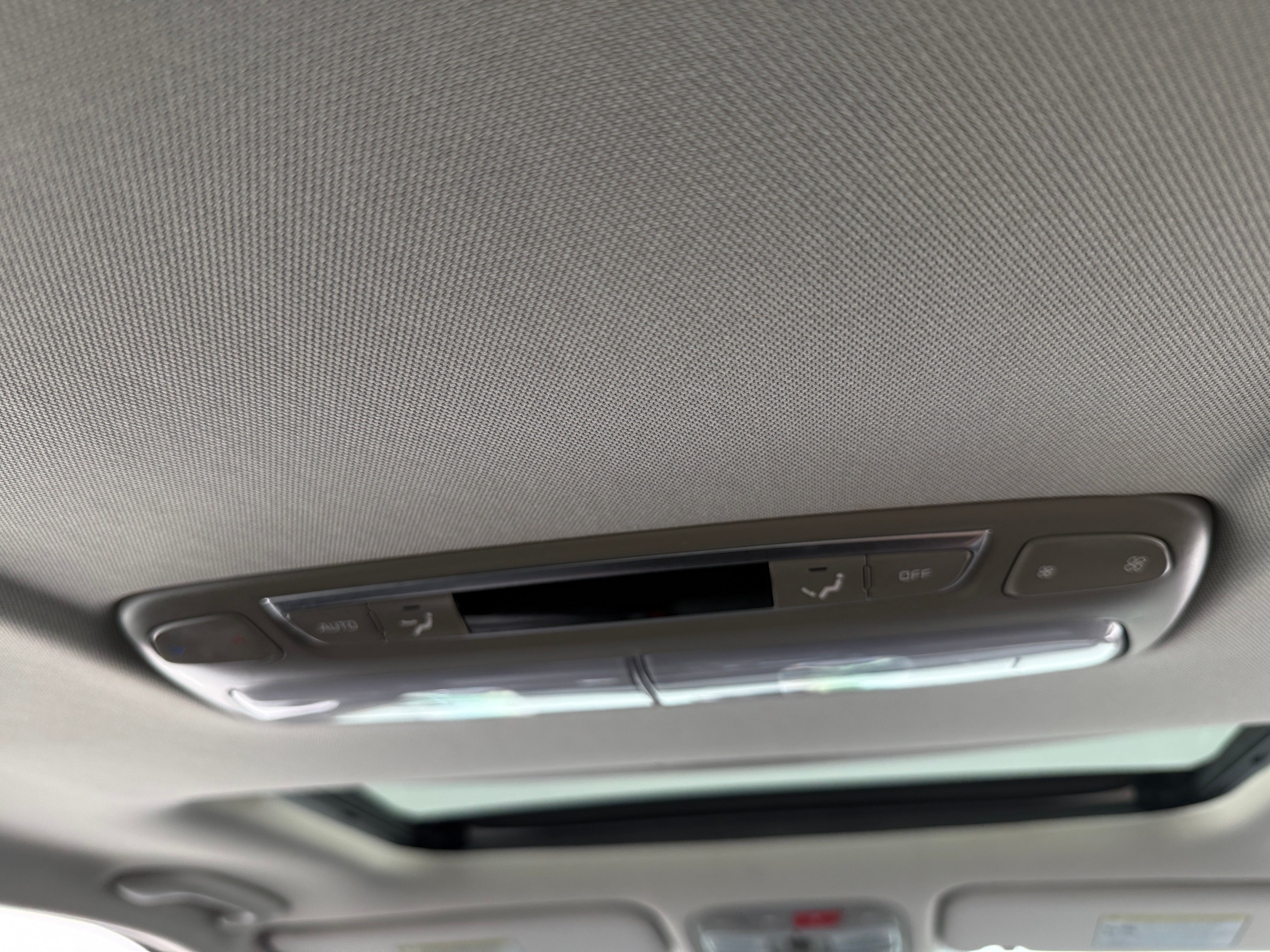 2025 Kia Telluride S - Photo 6