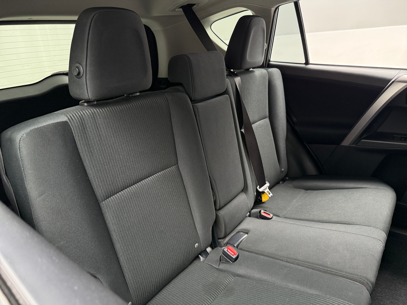 Thumbnail: 2016 Toyota RAV4 - 6