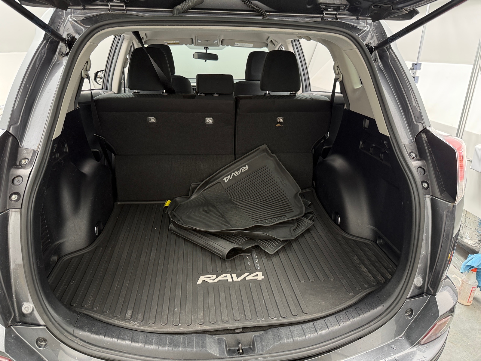 Thumbnail: 2016 Toyota RAV4 - 7