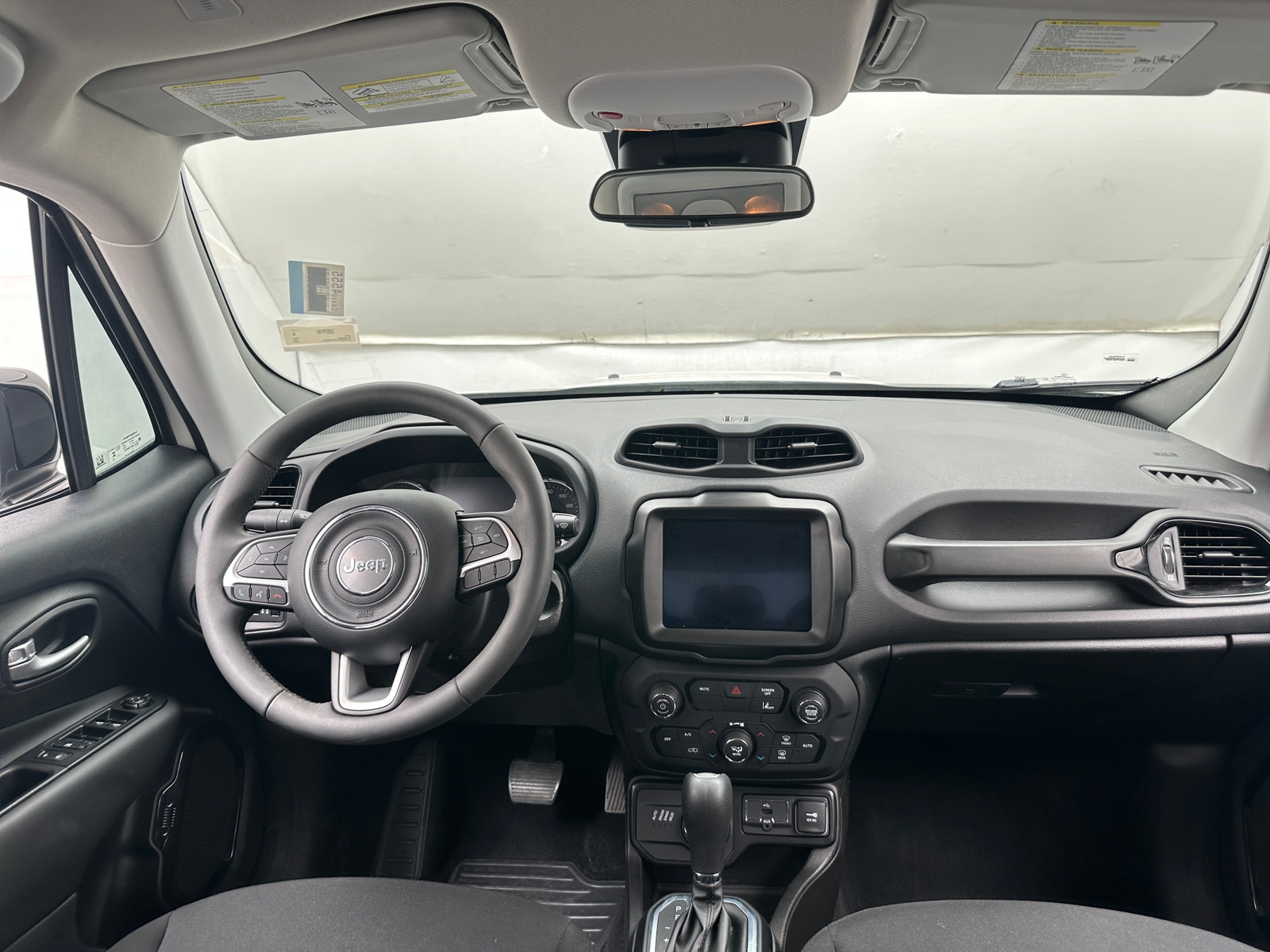 Thumbnail: 2023 Jeep Renegade - 3
