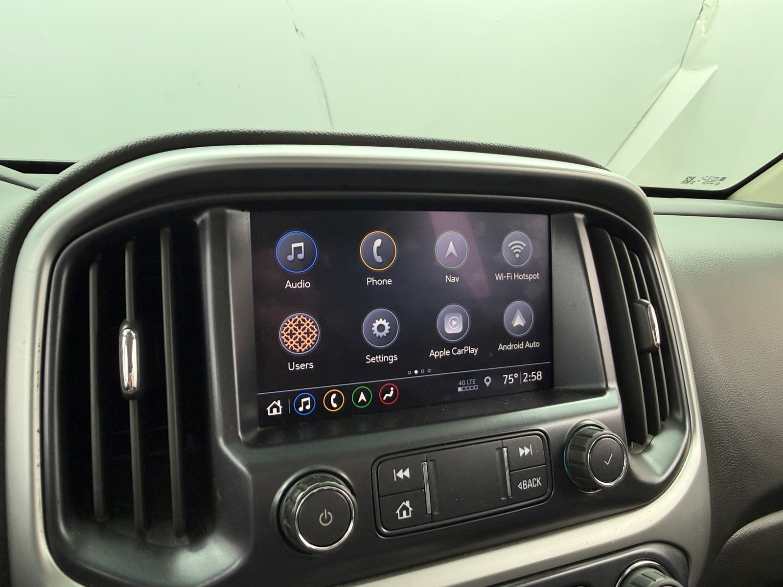 Thumbnail: 2021 Chevrolet Colorado - 3