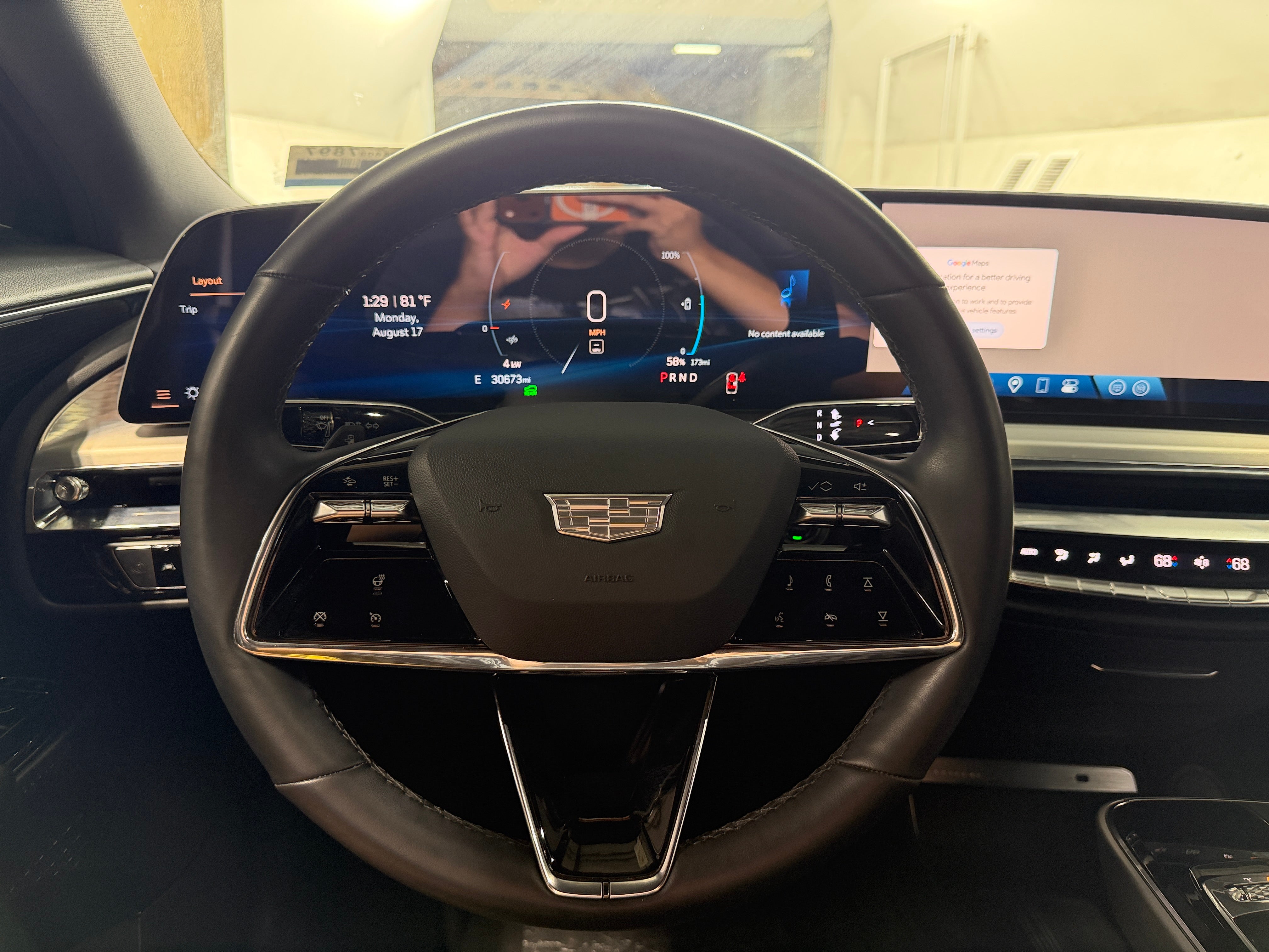 Used 2024 Cadillac LYRIQ Luxury 1 with VIN 1GYKPPRL0RZ103352 for sale in Pewaukee, WI