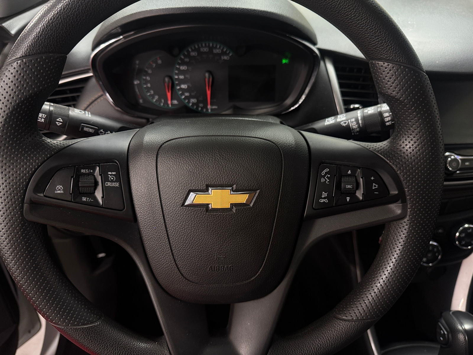 Thumbnail: 2022 Chevrolet Trax - 5