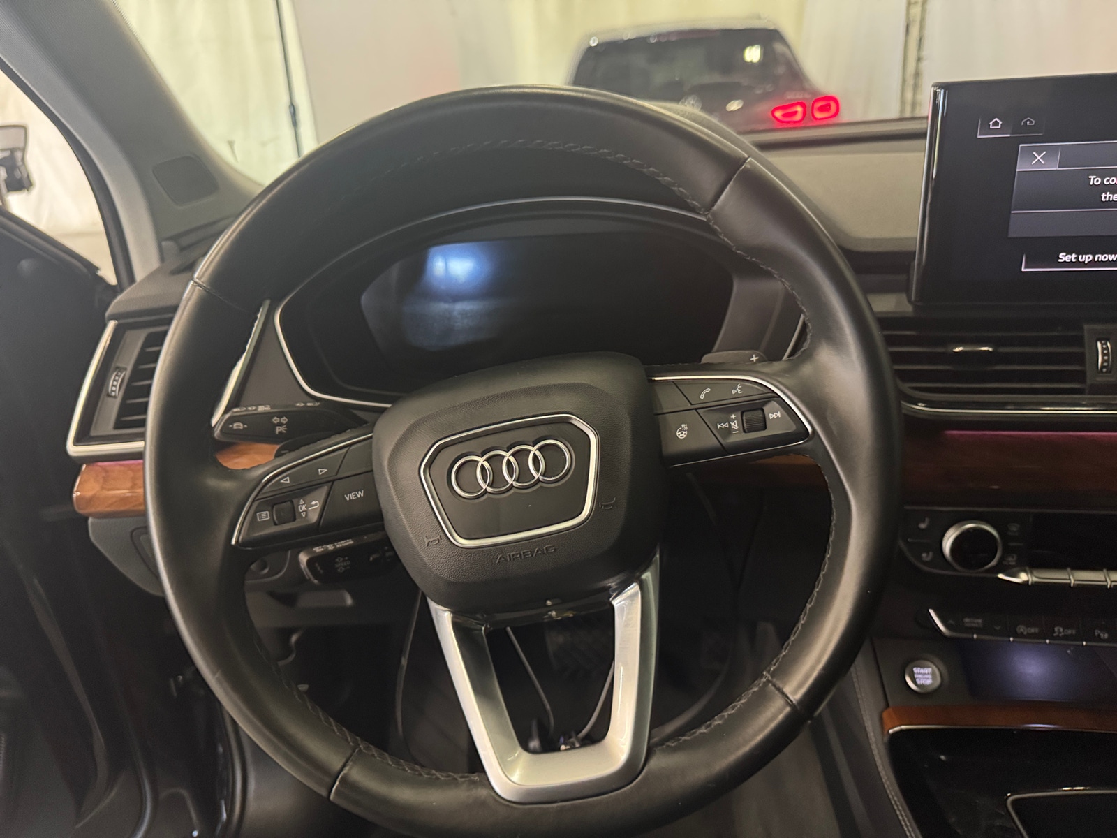 Thumbnail: 2023 Audi Q5 - 4