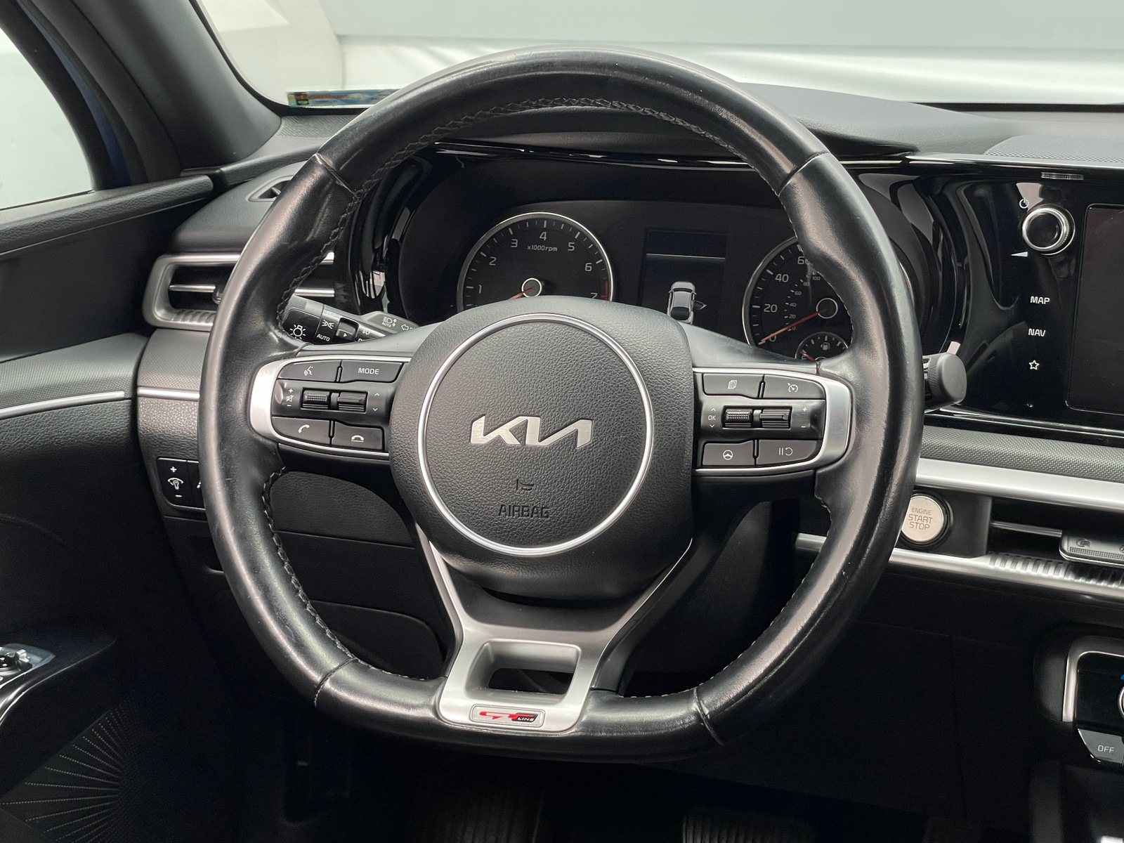 Thumbnail: 2022 Kia K5 - 4