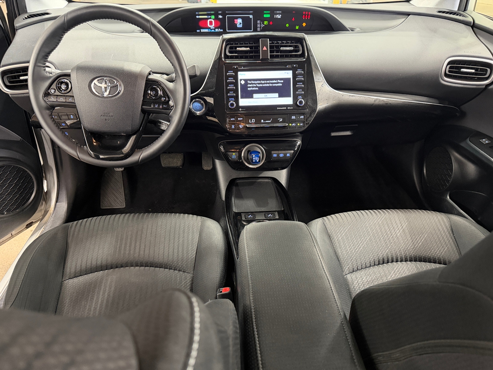 Thumbnail: 2022 Toyota Prius Prime - 3