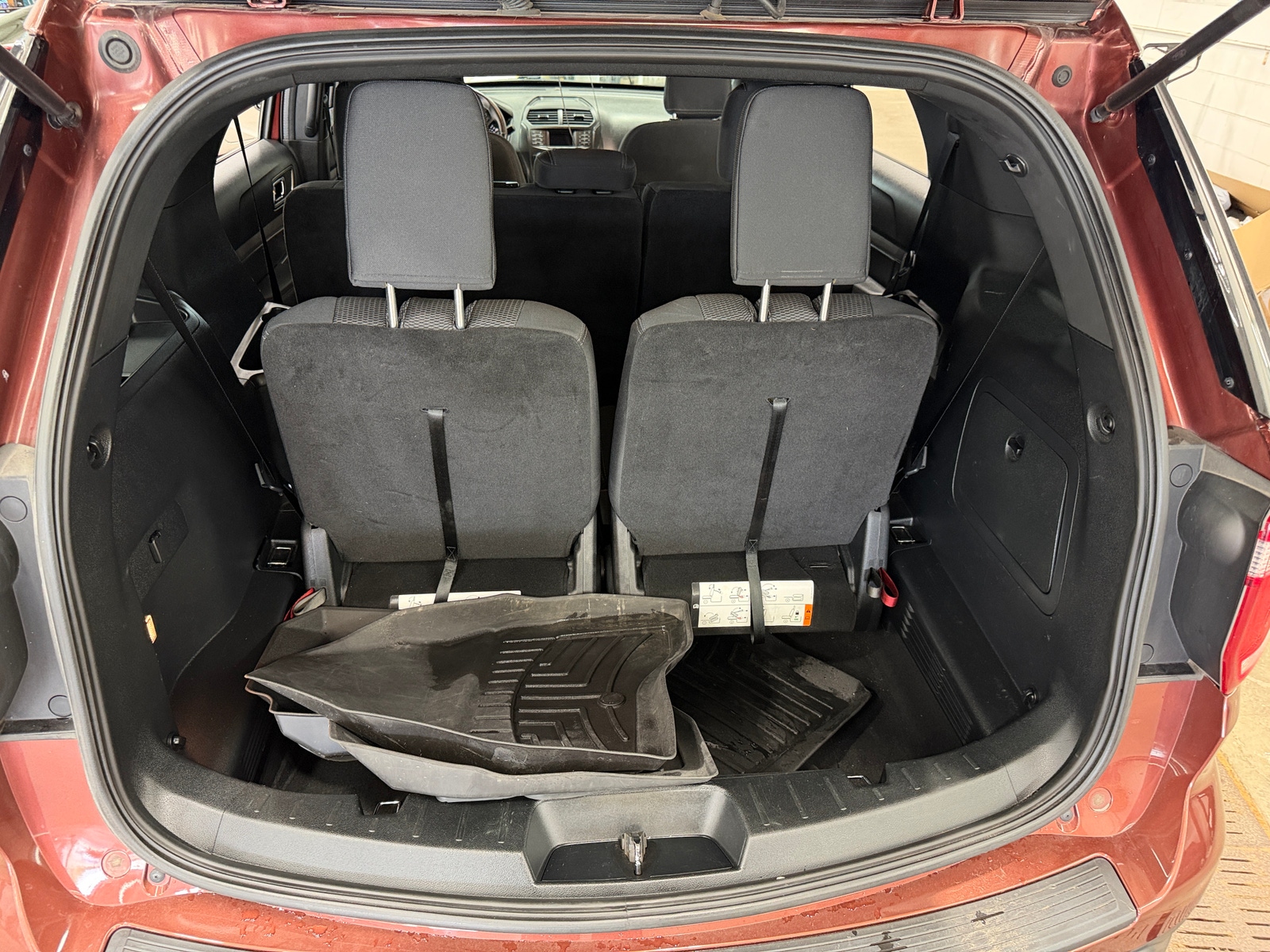 Thumbnail: 2018 Ford Explorer - 7