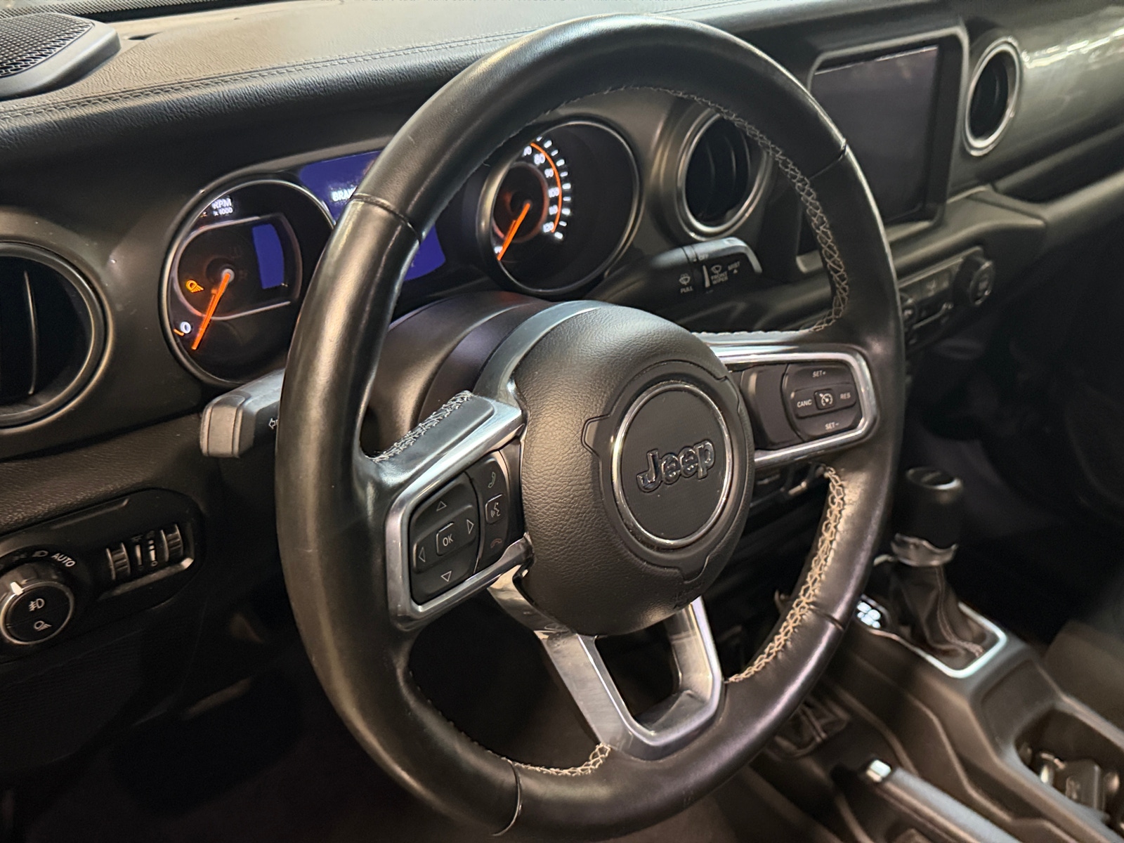Thumbnail: 2021 Jeep Gladiator - 5