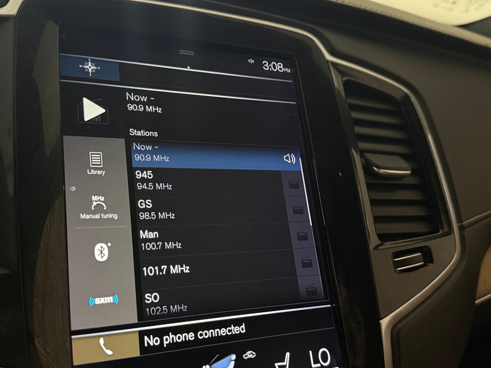 Thumbnail: 2019 Volvo XC90 - 3