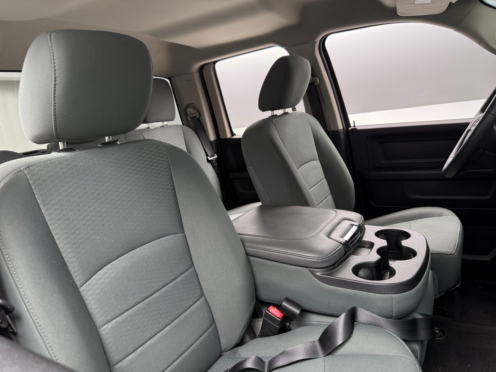 Thumbnail: 2019 RAM 1500 Classic - 2