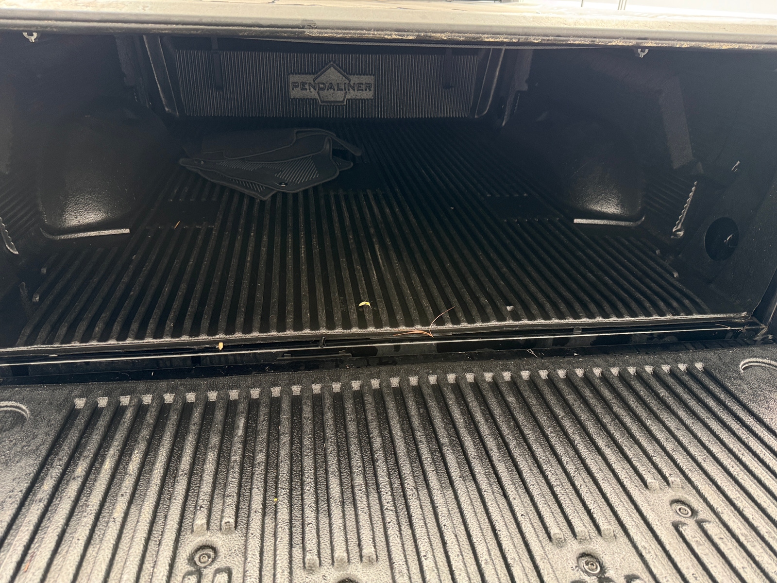 Thumbnail: 2019 RAM 1500 Classic - 7