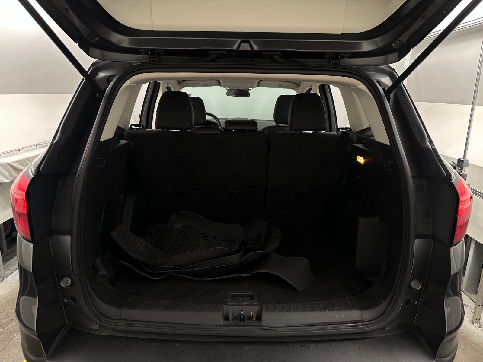 Thumbnail: 2019 Ford Escape - 7