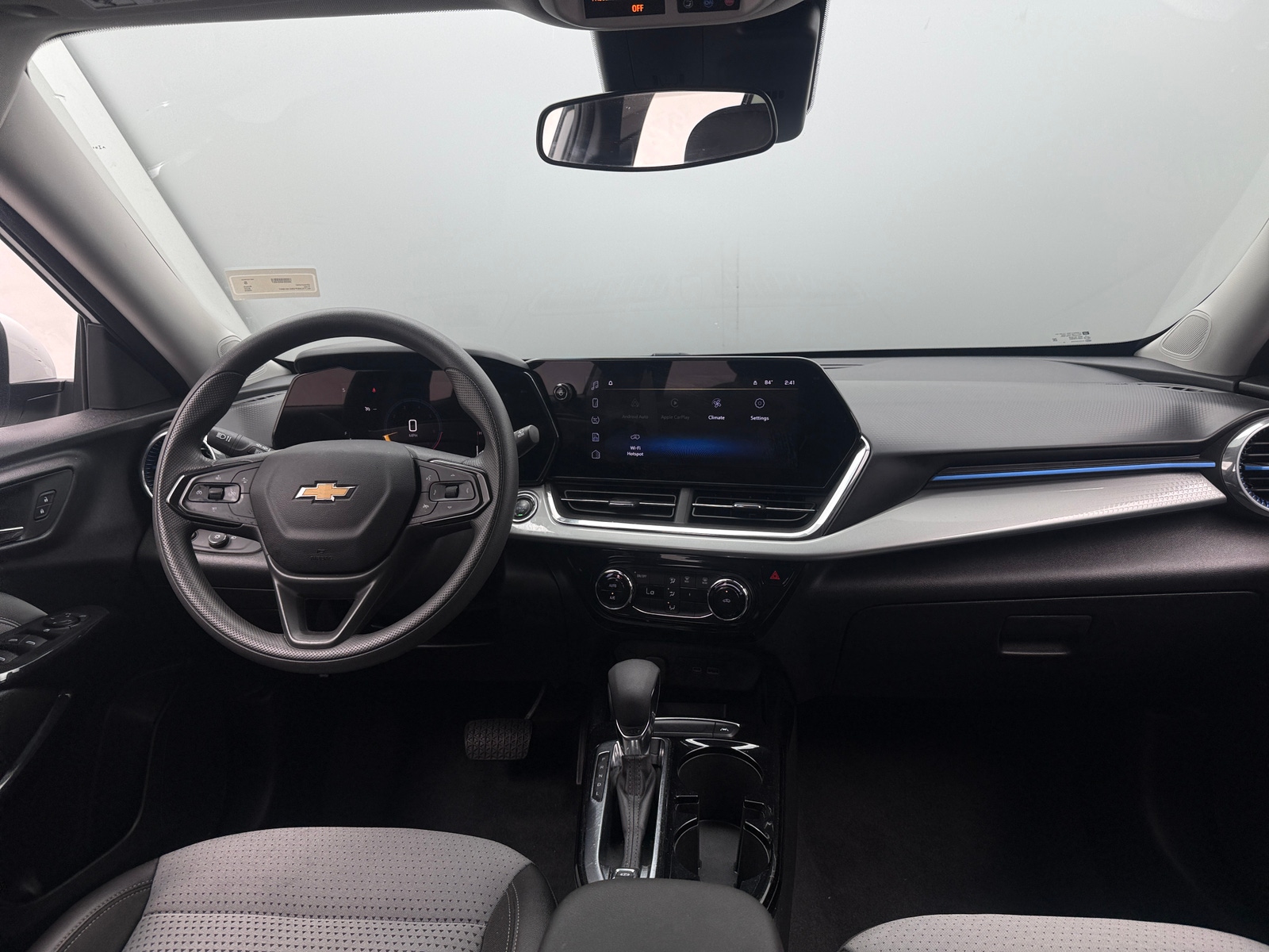 Thumbnail: 2025 Chevrolet Trax - 2
