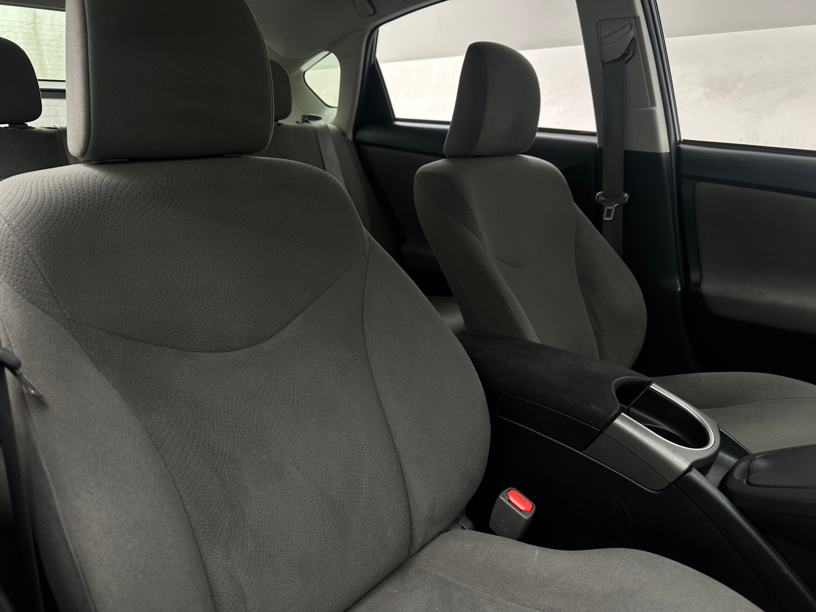 Thumbnail: 2015 Toyota Prius - 2