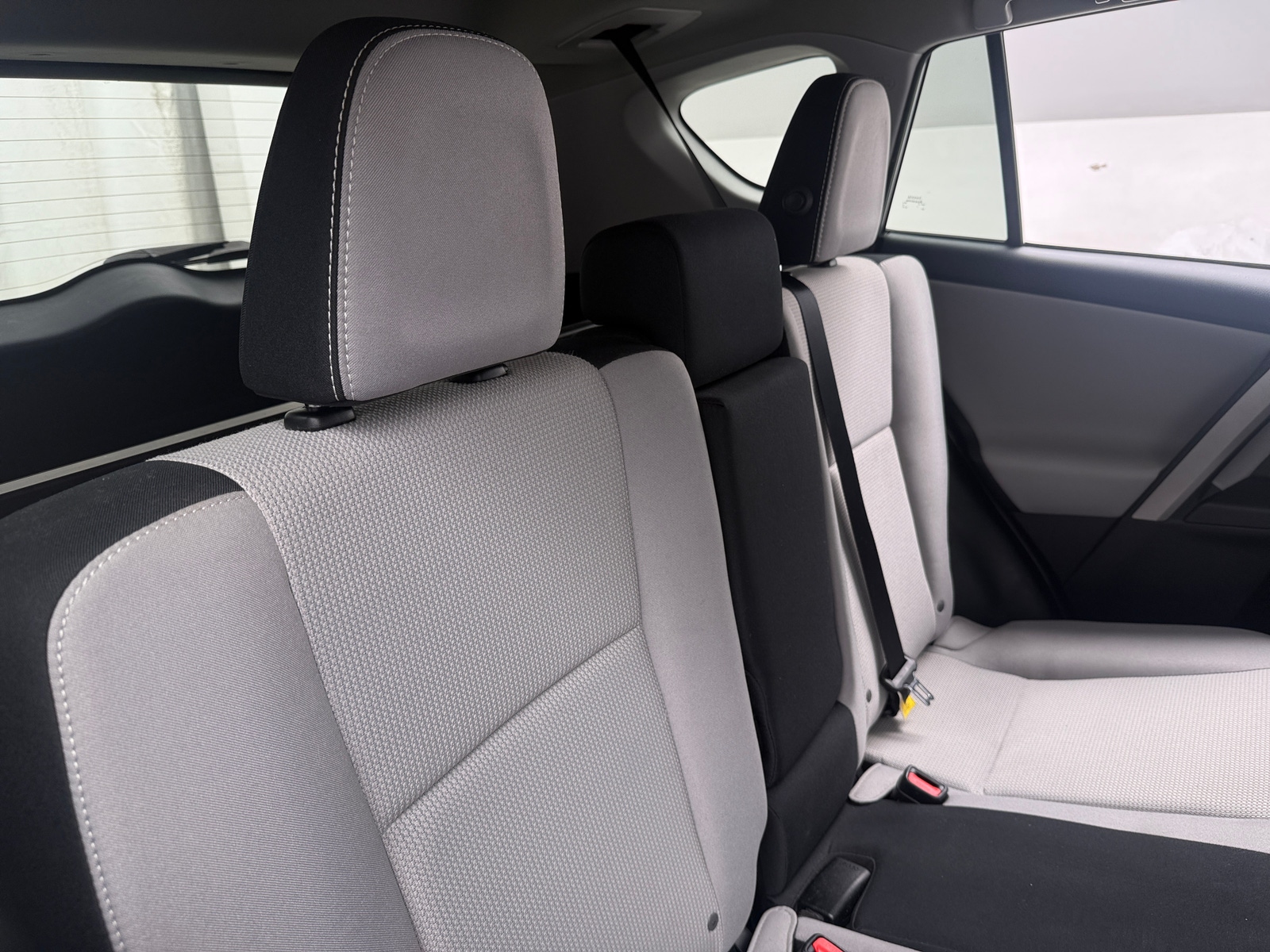 Thumbnail: 2016 Toyota RAV4 - 6
