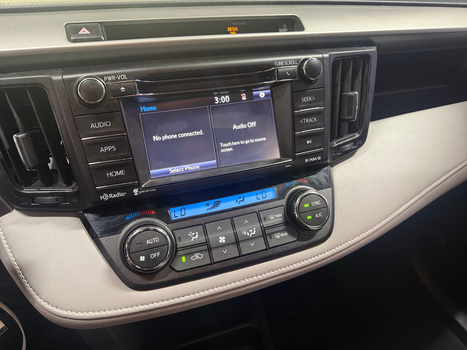 Thumbnail: 2016 Toyota RAV4 - 4