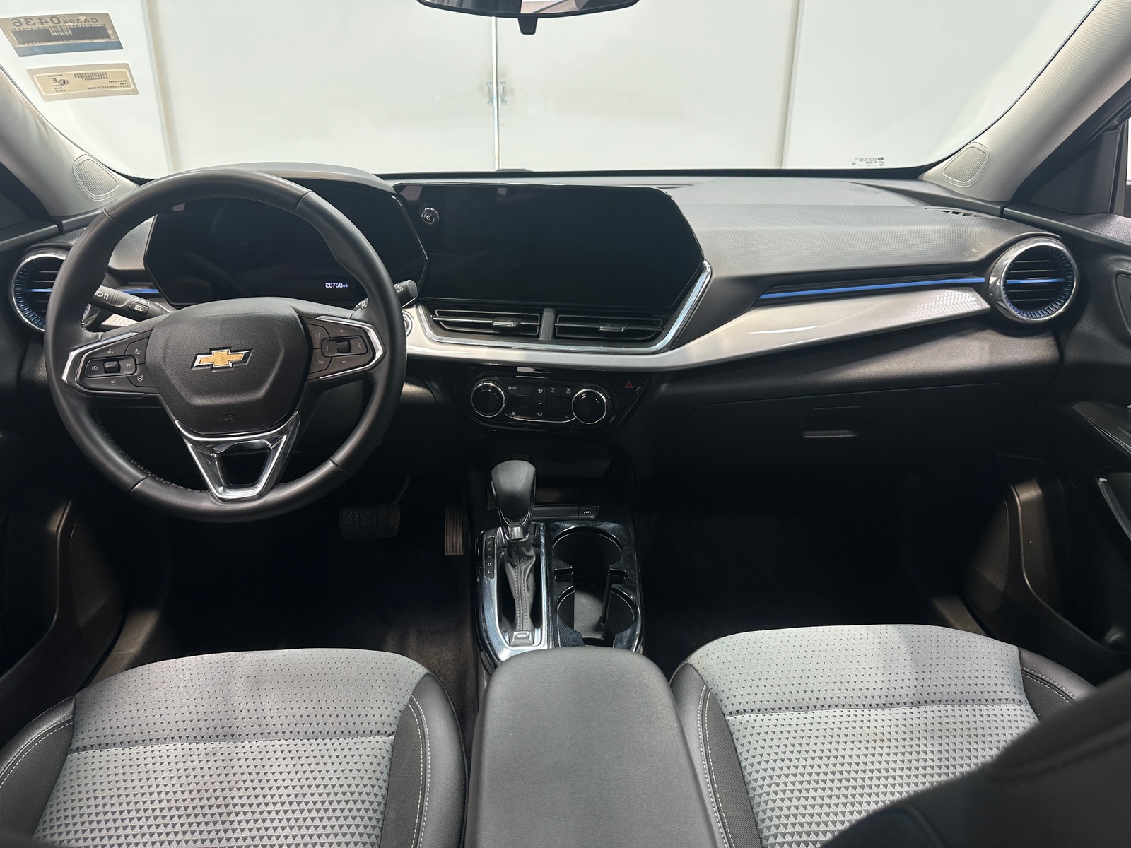 Thumbnail: 2025 Chevrolet Trax - 2