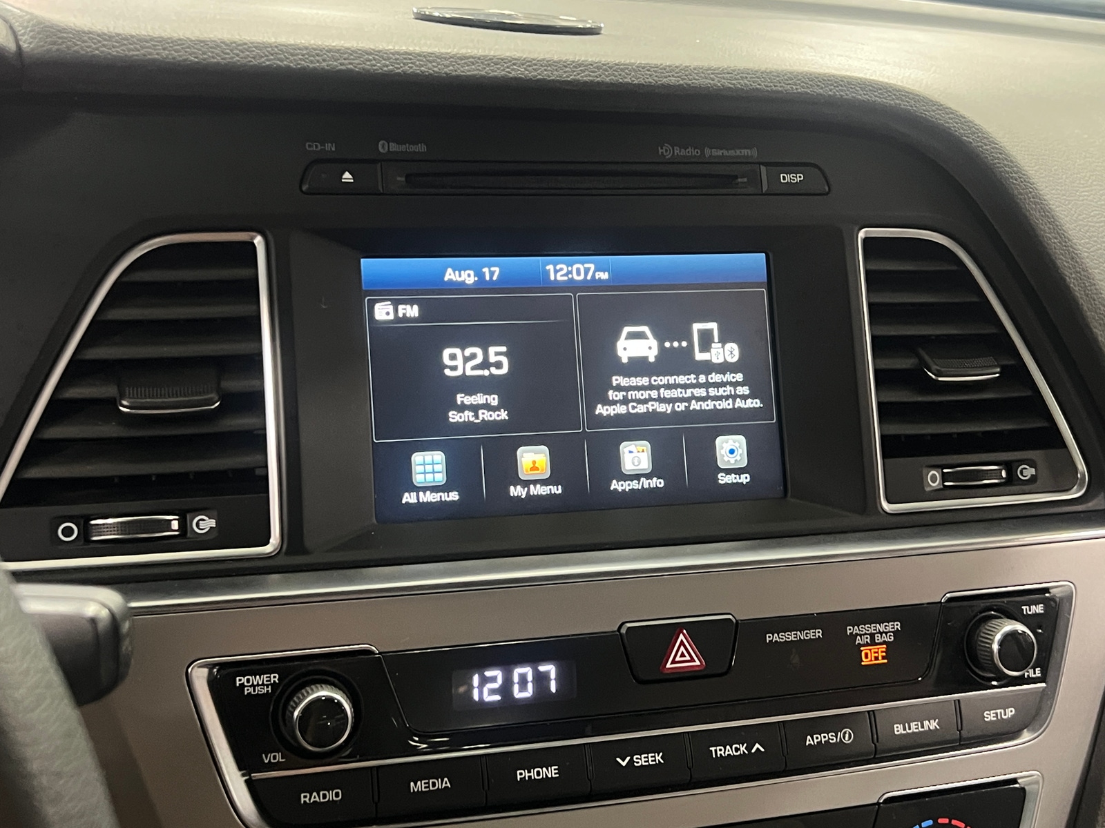 Thumbnail: 2017 Hyundai Sonata - 4
