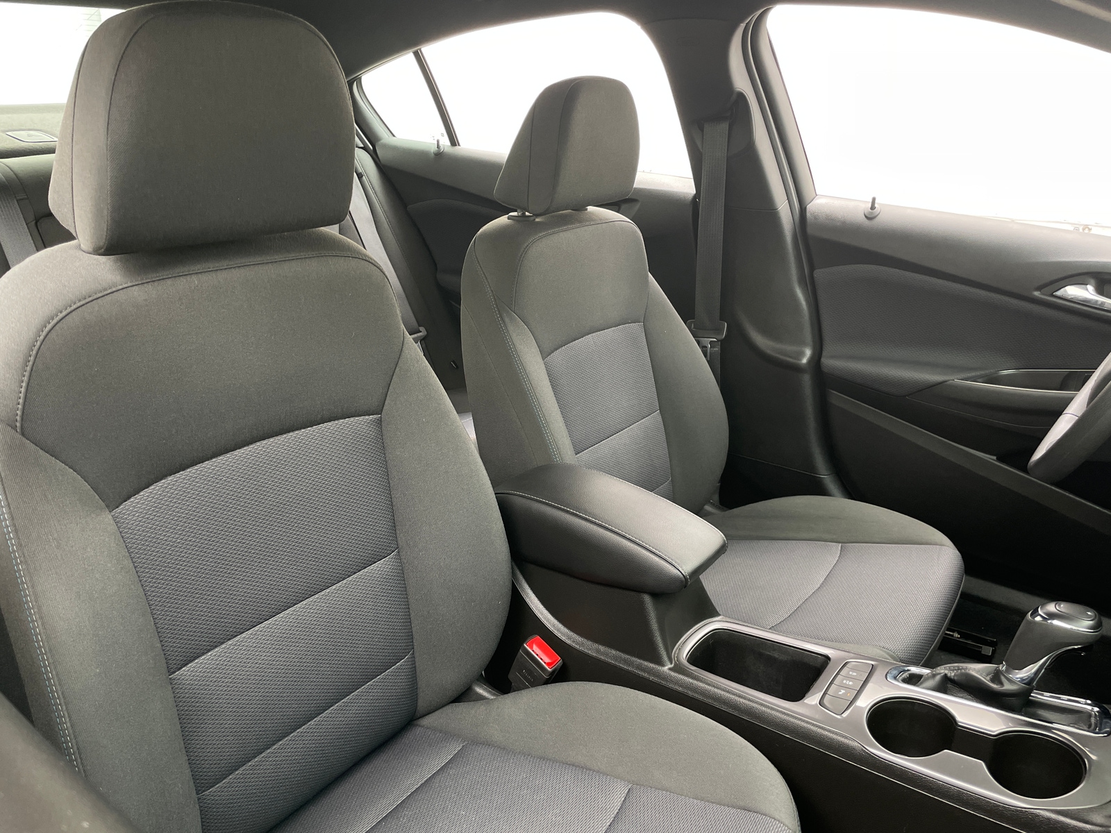 Thumbnail: 2019 Chevrolet Cruze - 2