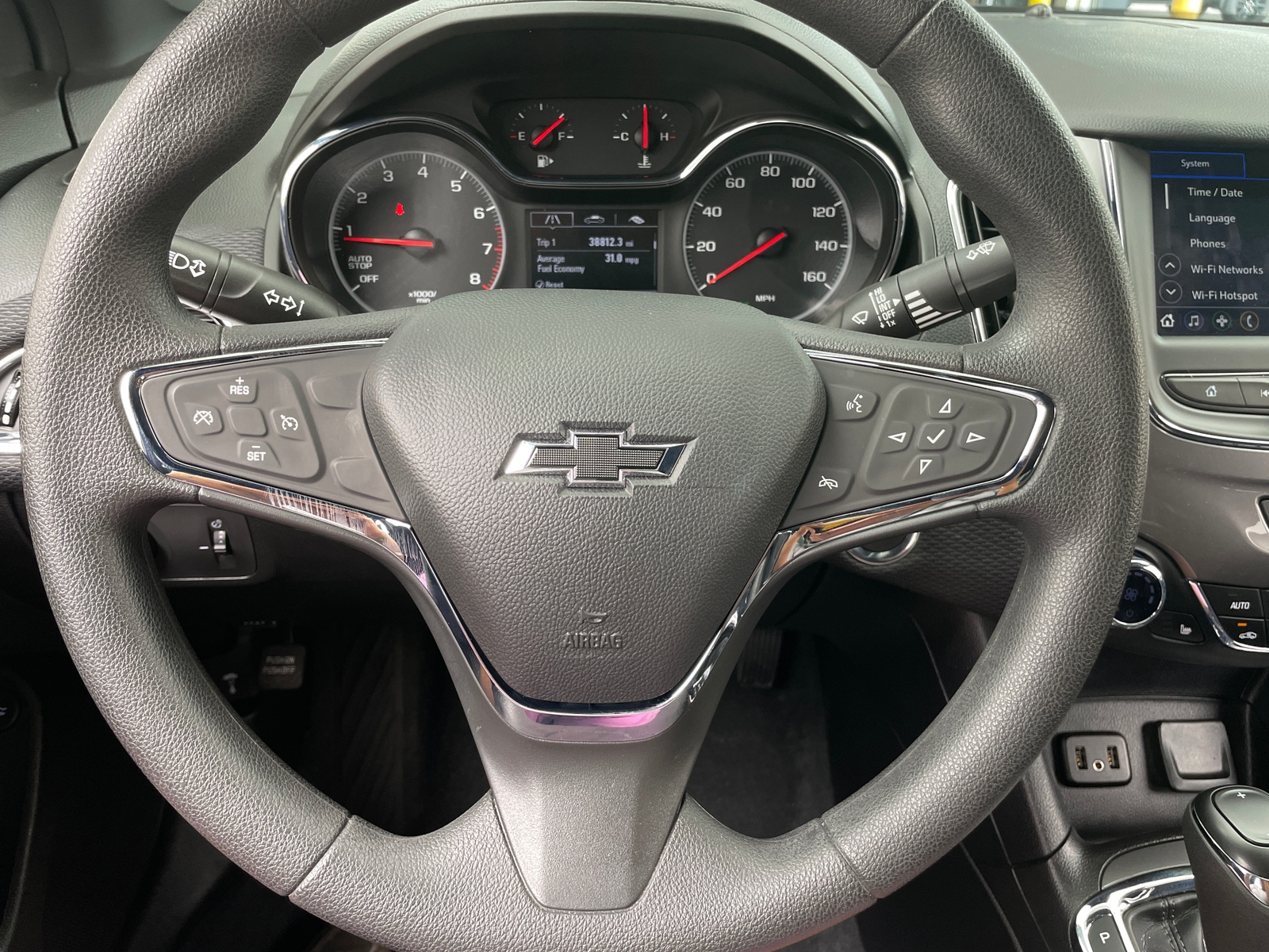 Thumbnail: 2019 Chevrolet Cruze - 5