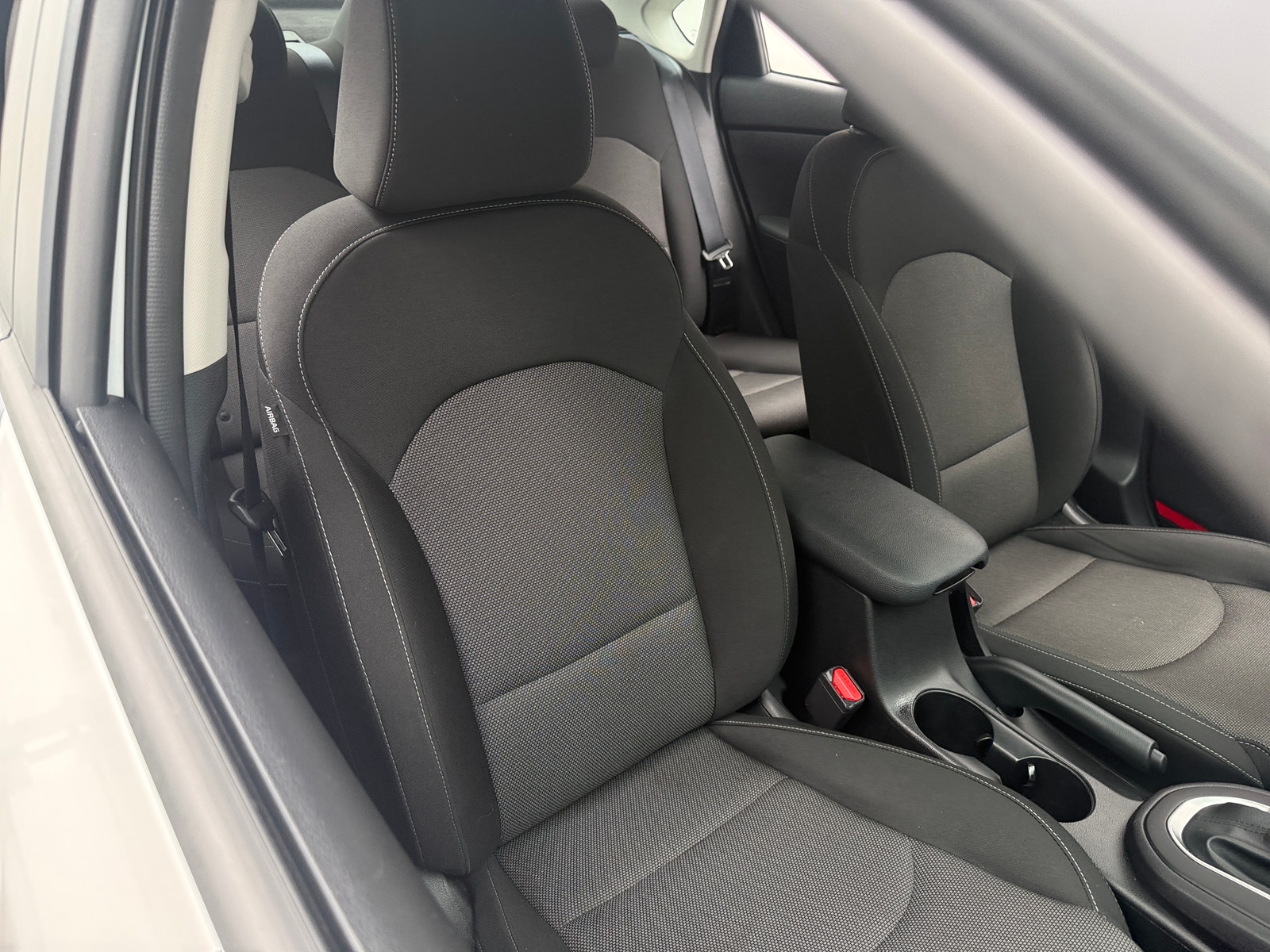 Thumbnail: 2024 Kia Forte - 2