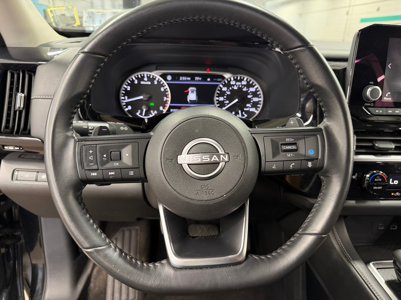 Thumbnail: 2025 Nissan Pathfinder - 5