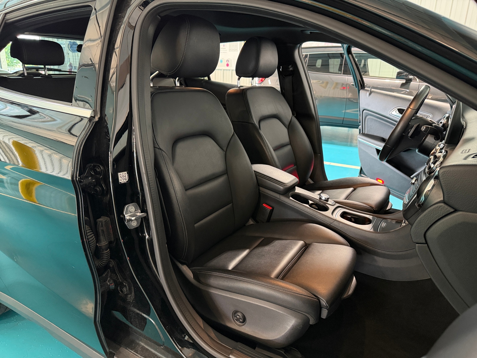 Thumbnail: 2018 Mercedes-Benz GLA - 2
