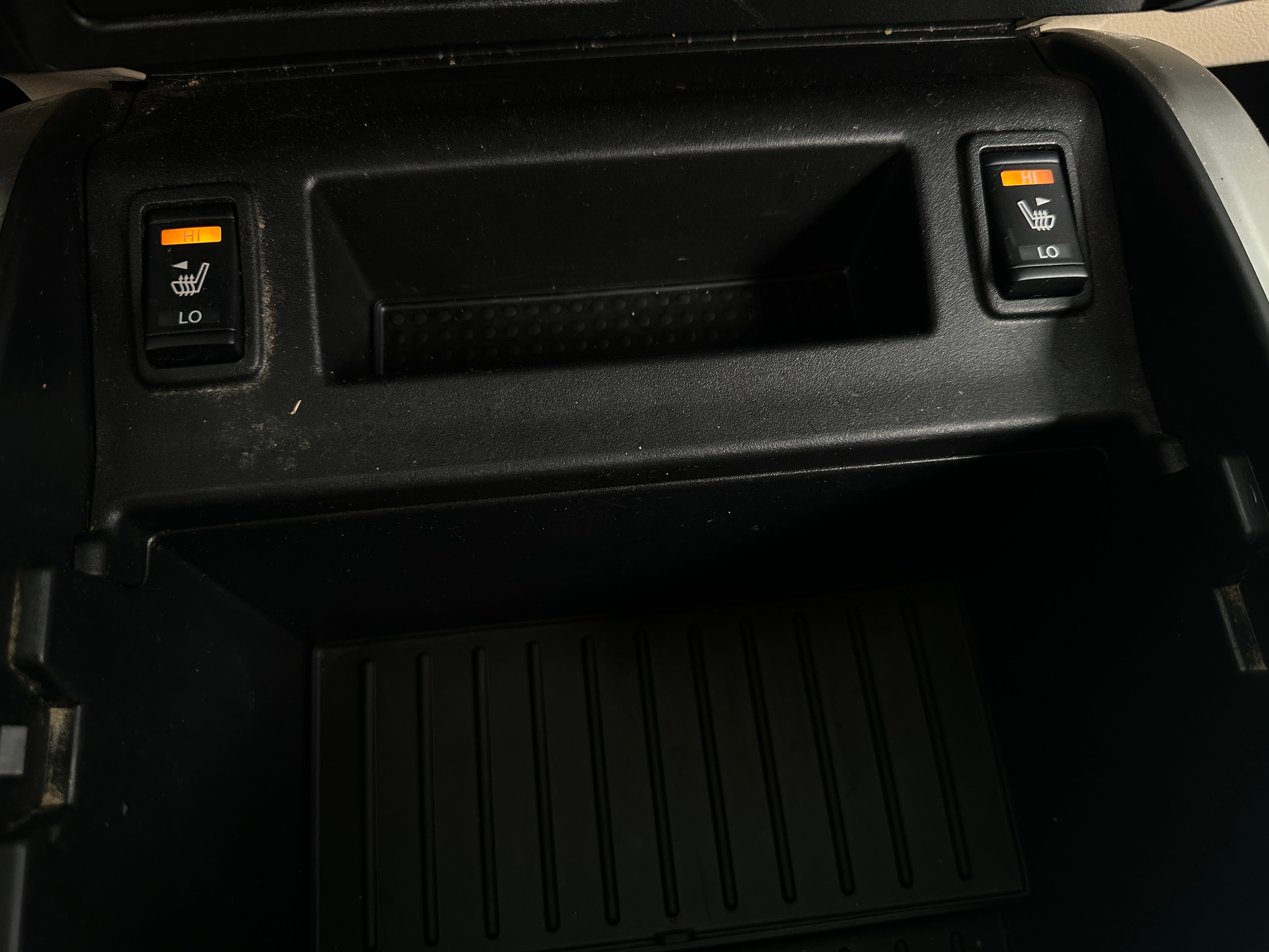 2017 Nissan Titan XD SV - Photo 16