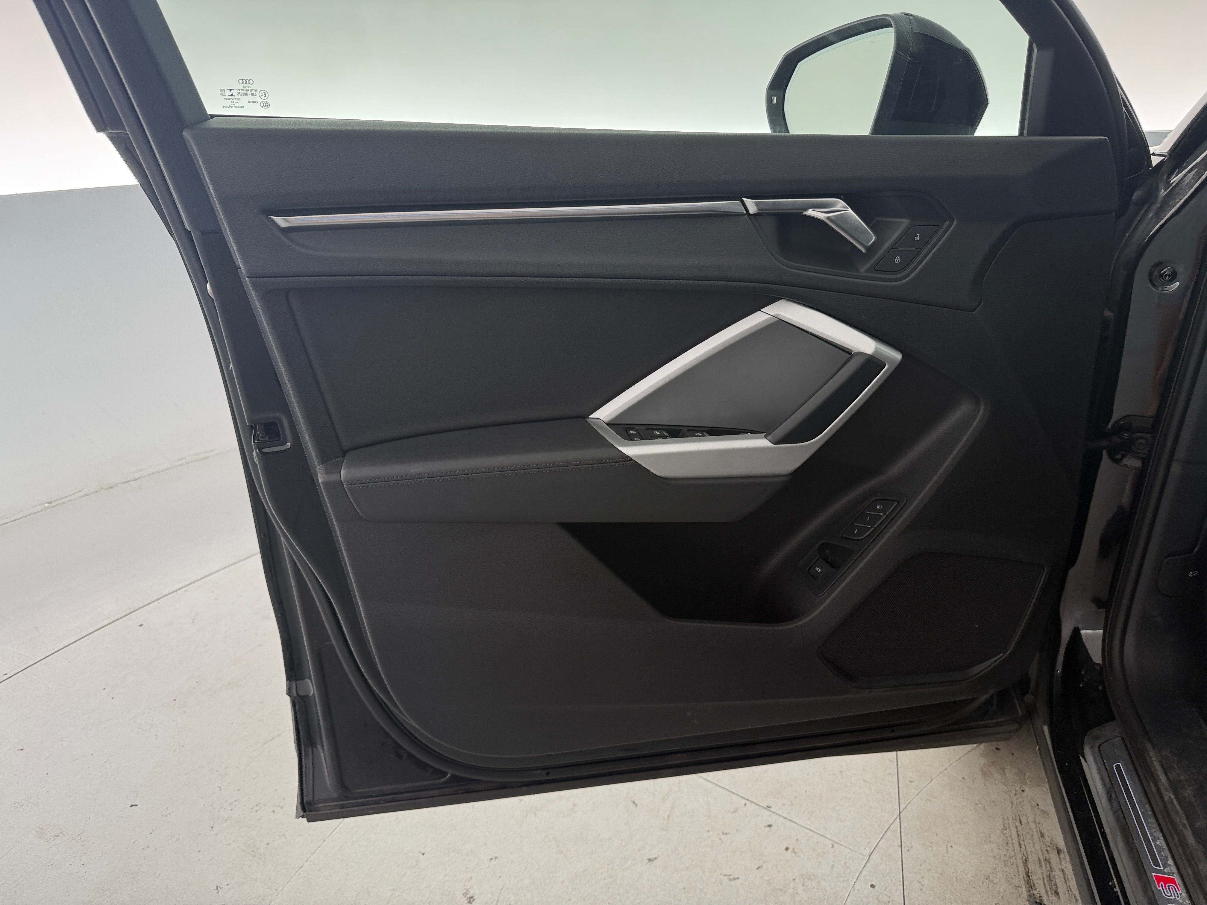 2022 Audi Q3