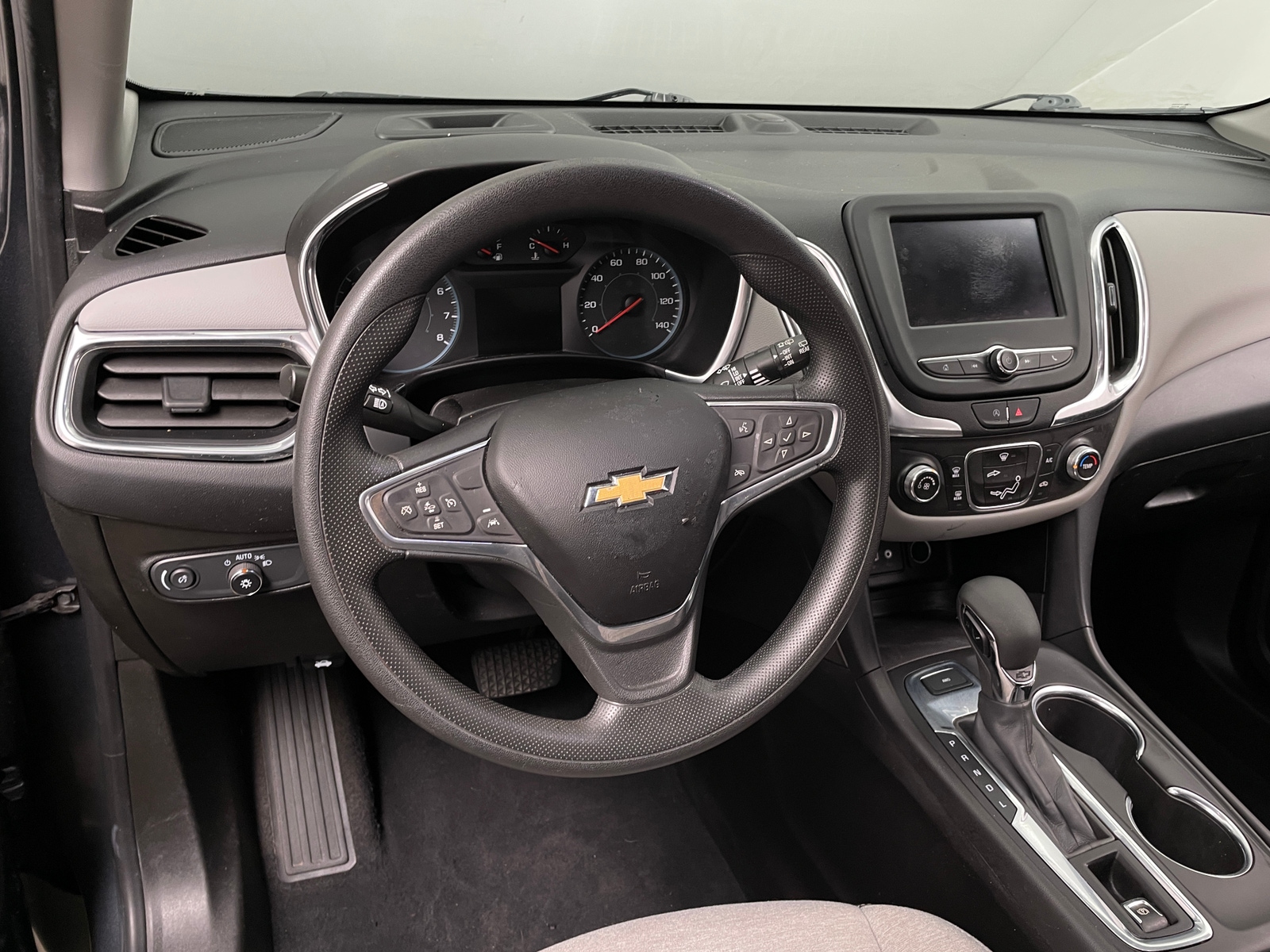 Thumbnail: 2022 Chevrolet Equinox - 5