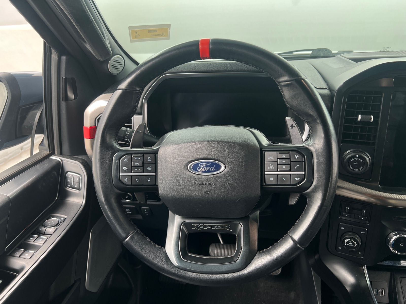 Thumbnail: 2023 Ford Econoline - 4