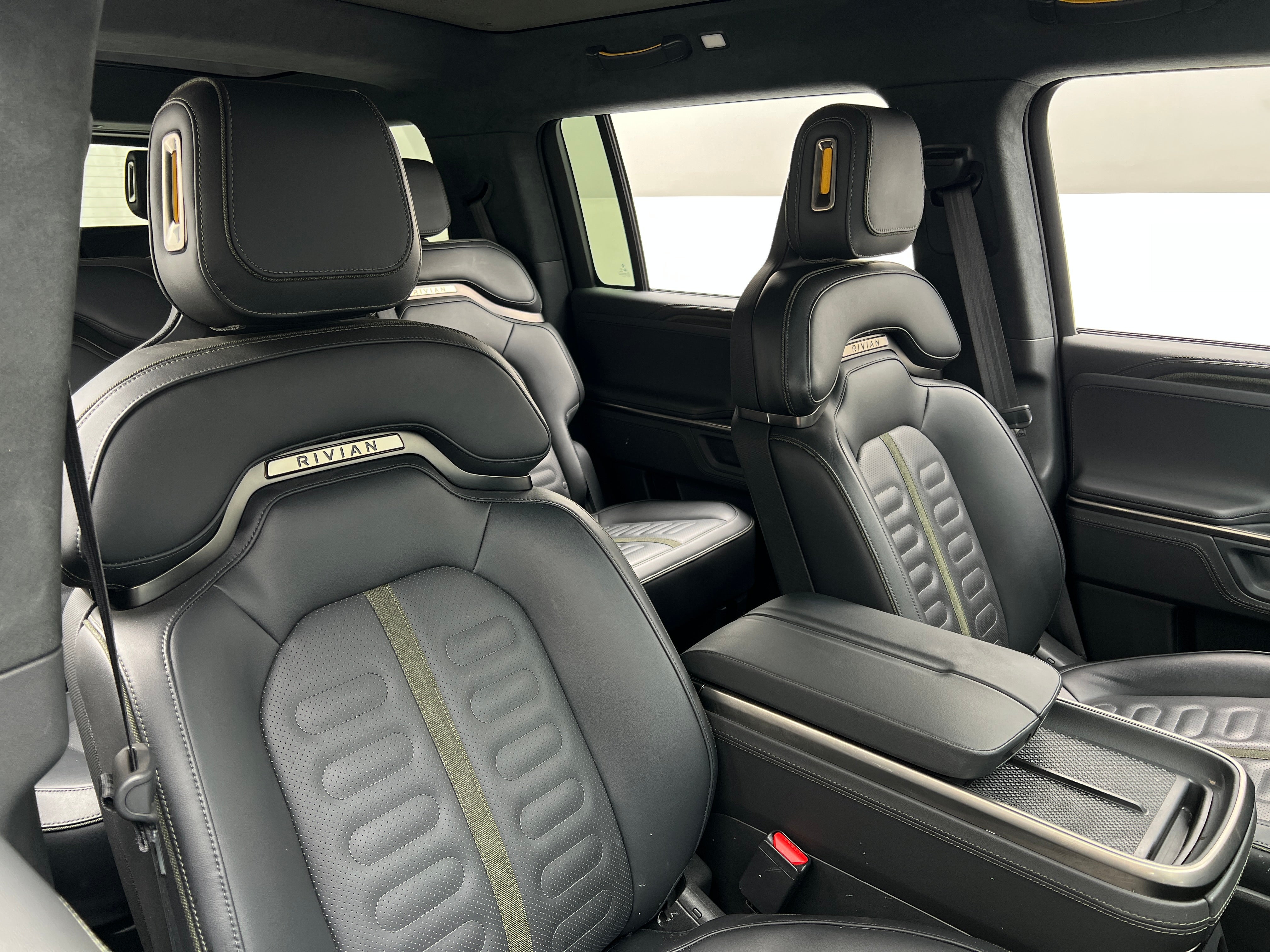 Used 2025 Rivian R1S Adventure with VIN 7PDSGBBA3SN050167 for sale in Pewaukee, WI