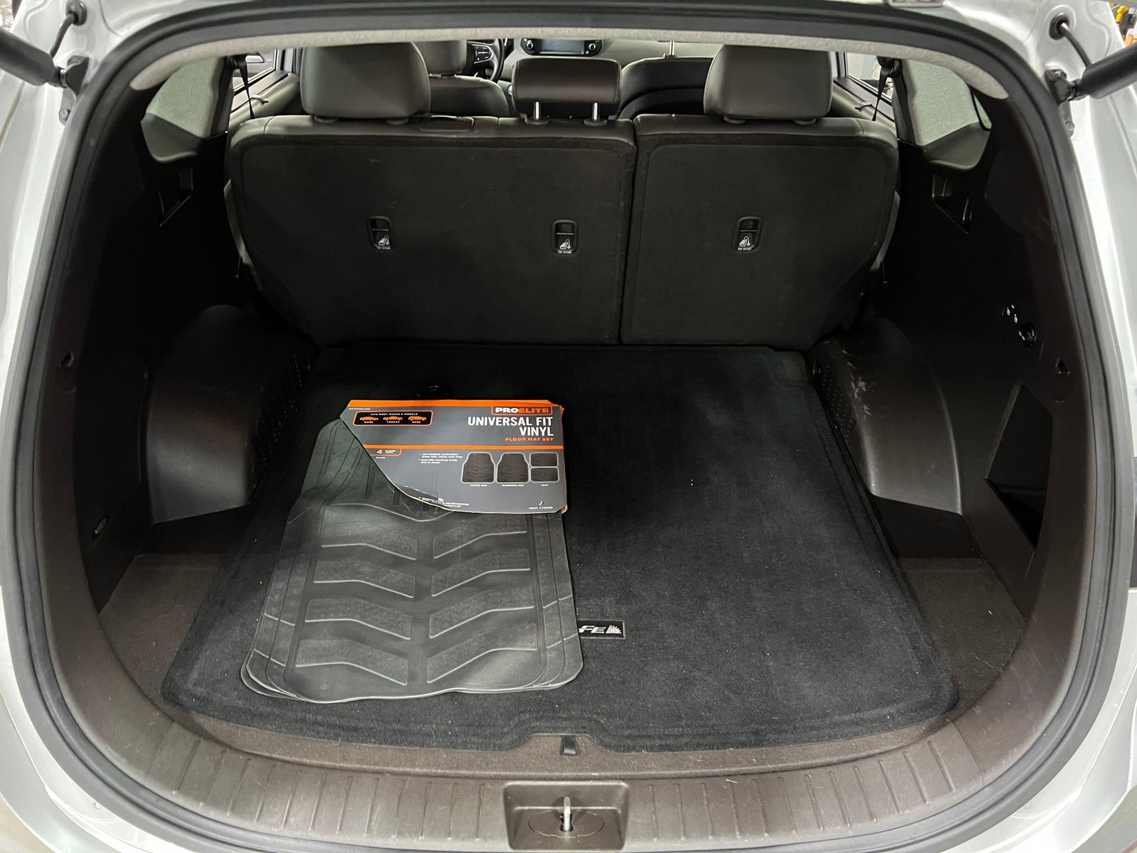 Thumbnail: 2019 Hyundai Santa Fe - 6