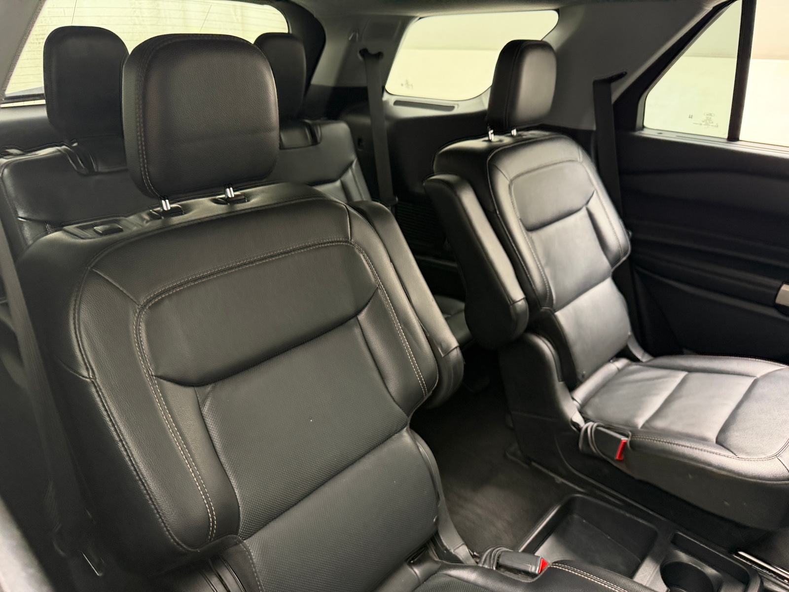 Thumbnail: 2021 Ford Explorer - 5