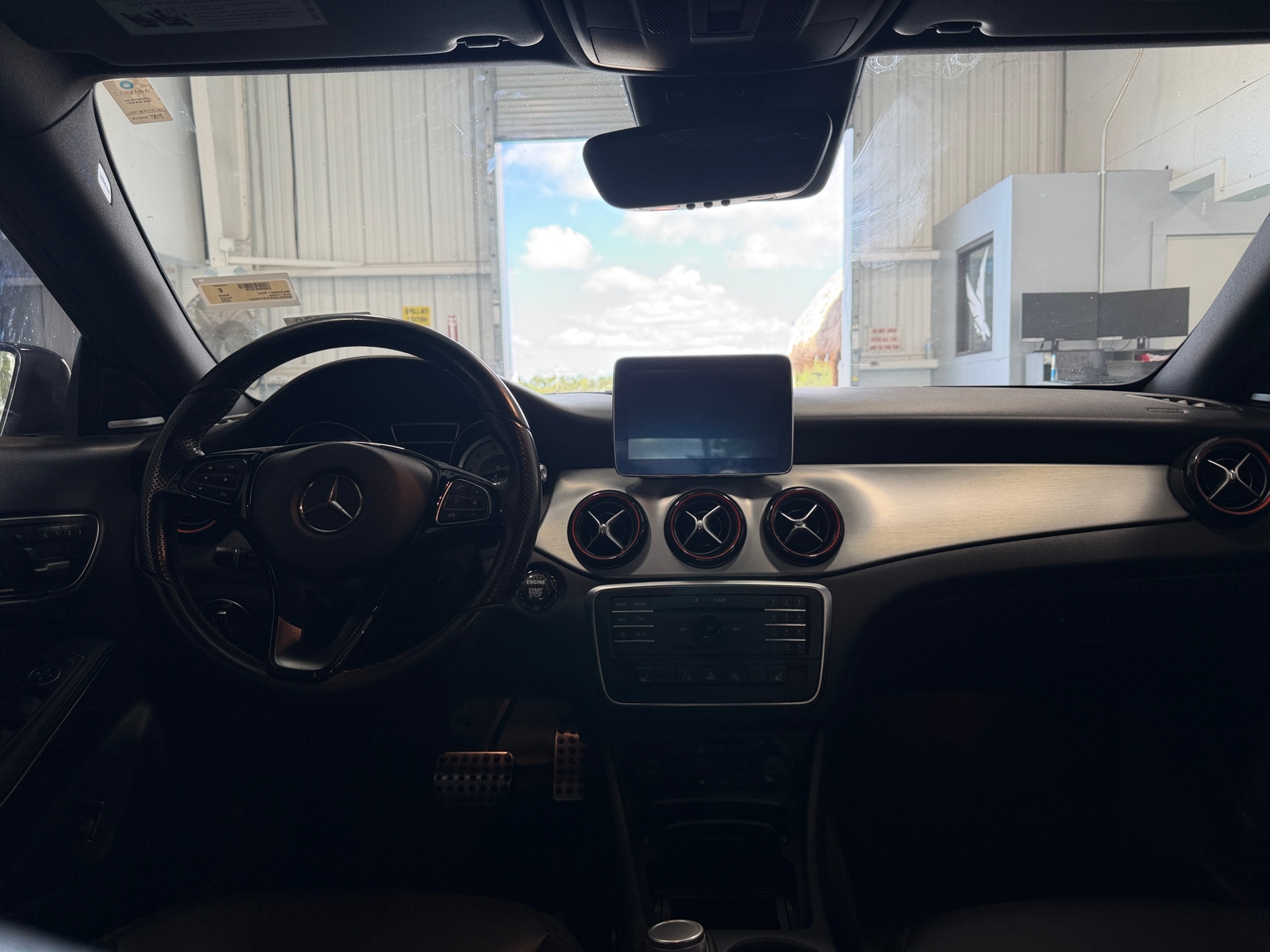 Thumbnail: 2015 Mercedes-Benz CLA - 2