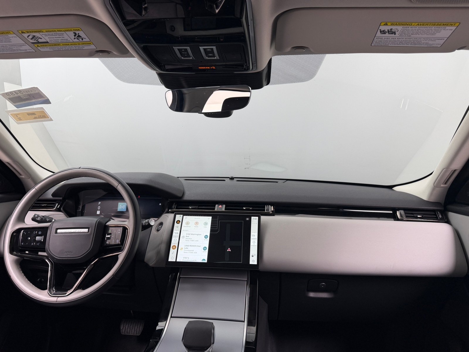 Thumbnail: 2025 Land Rover Range Rover Velar - 2