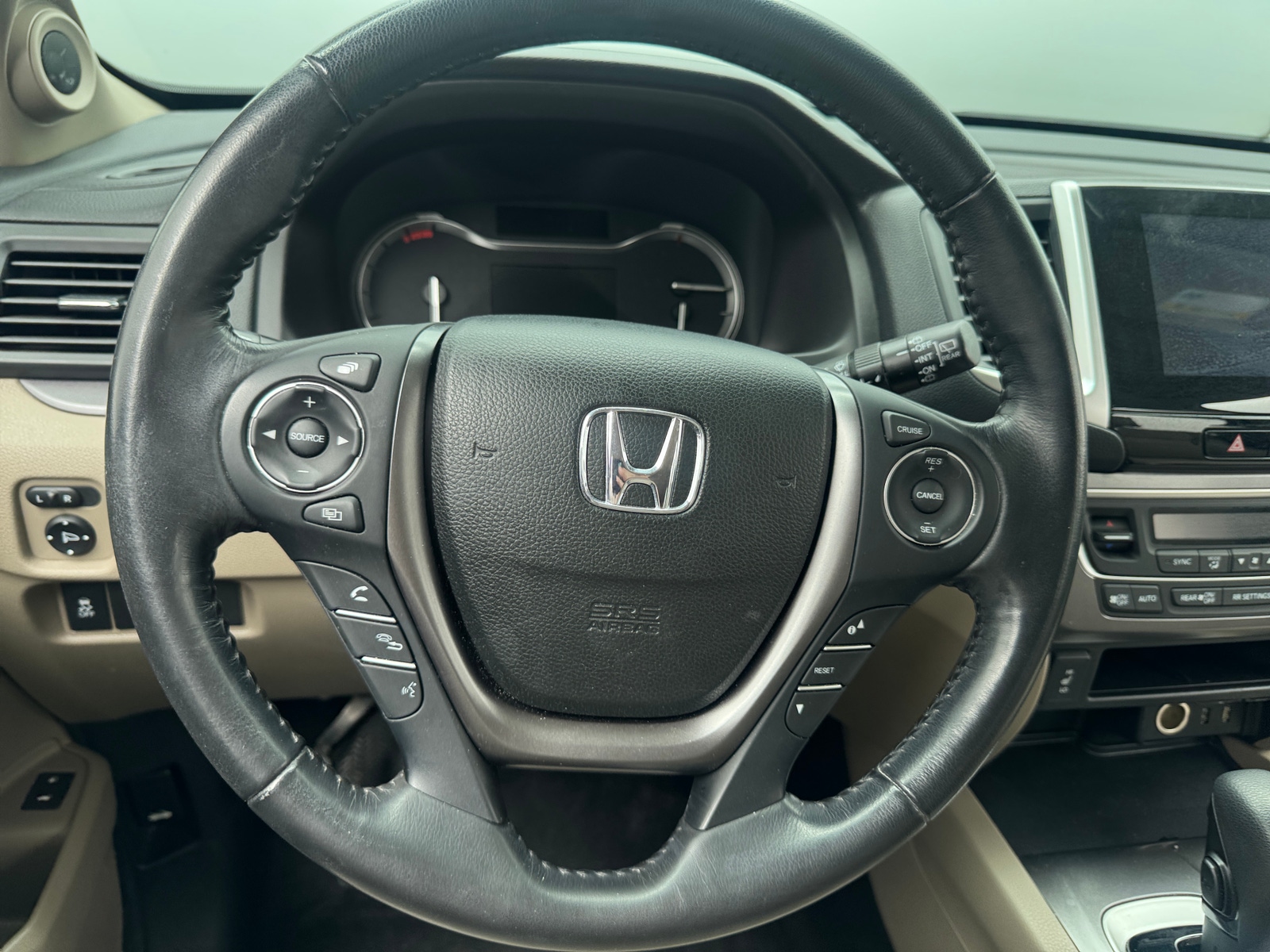 Thumbnail: 2018 Honda Pilot - 4