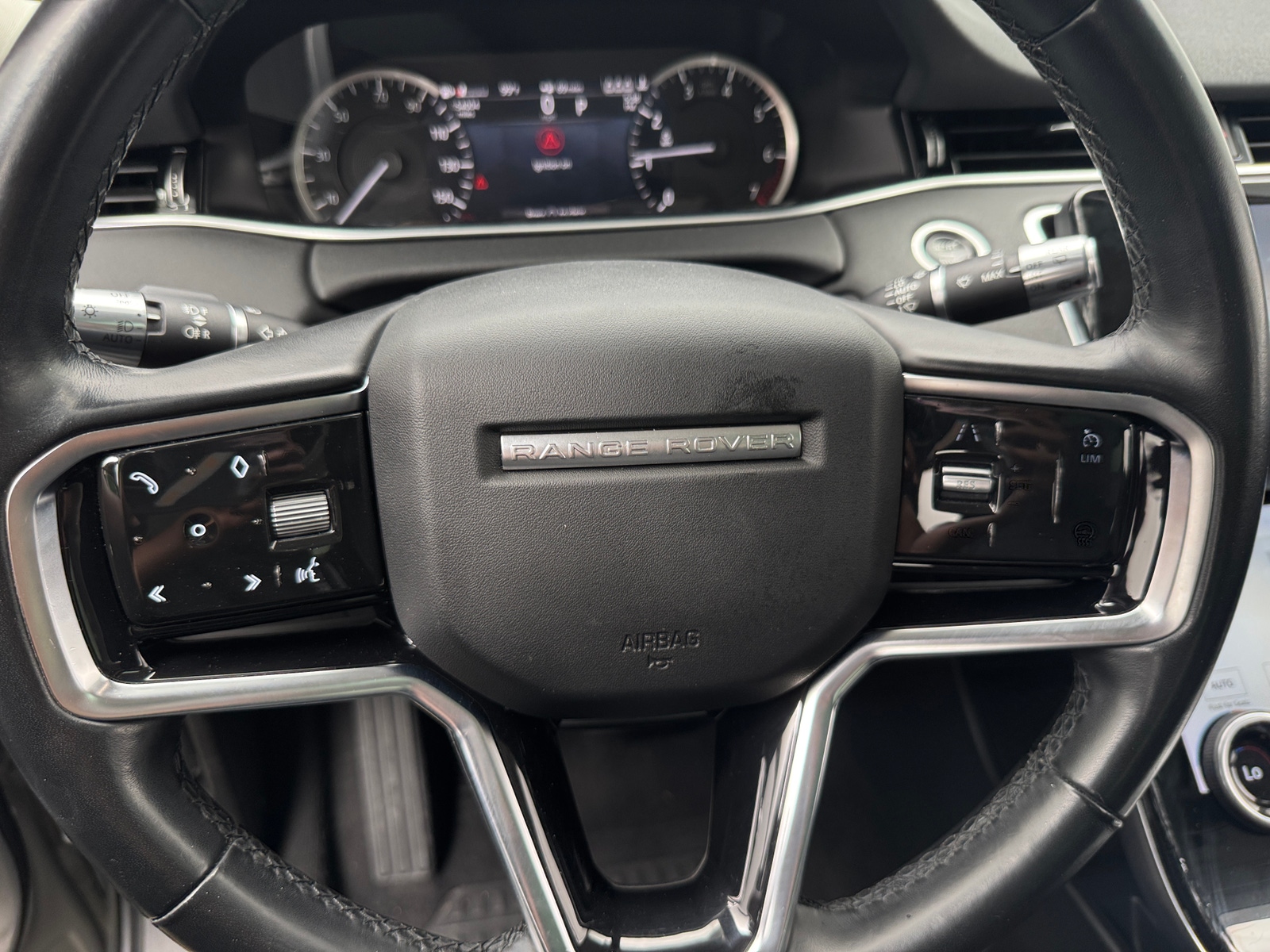 Thumbnail: 2021 Land Rover Range Rover Evoque - 4