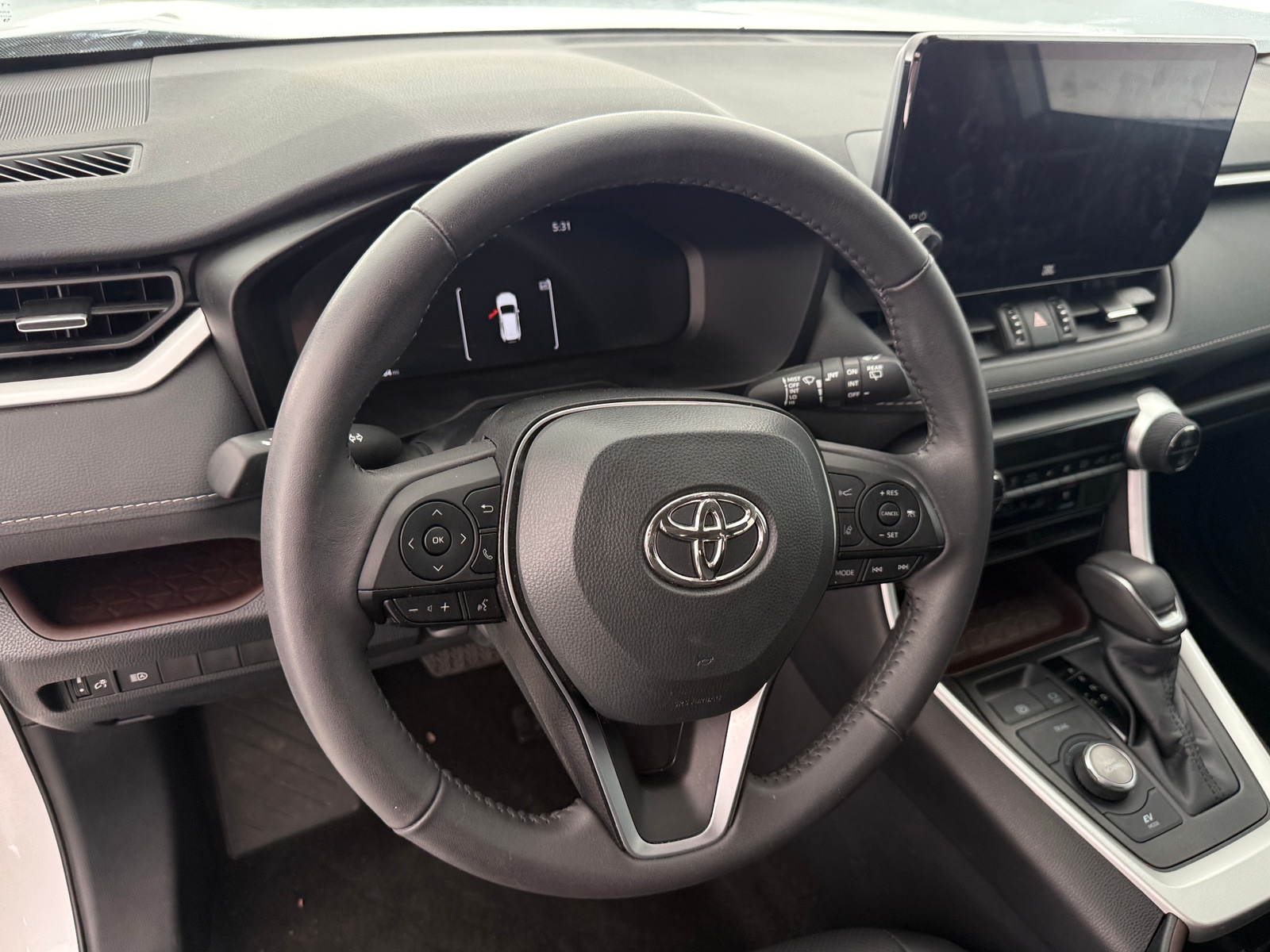 Thumbnail: 2023 Toyota RAV4 - 4