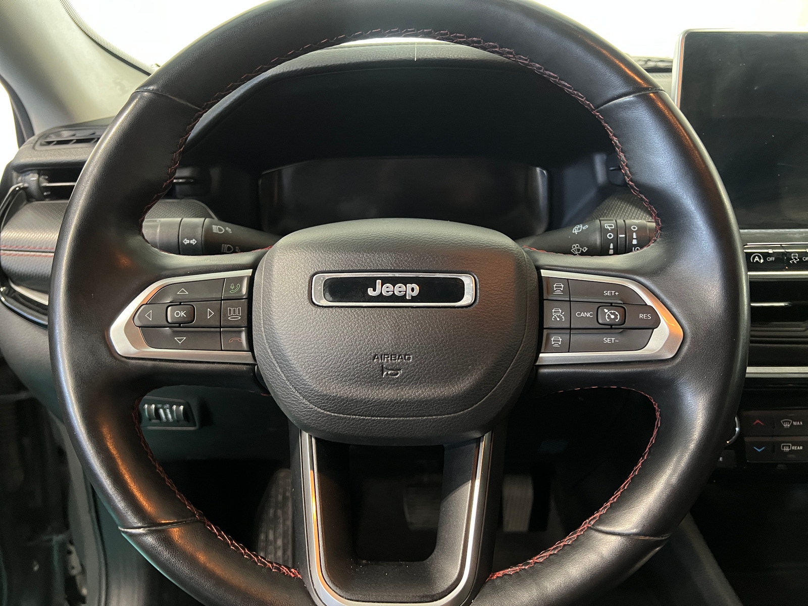 Thumbnail: 2022 Jeep Compass - 4