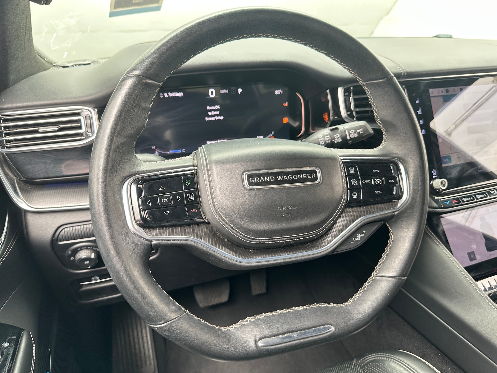 Thumbnail: 2024 Jeep Grand Wagoneer - 4