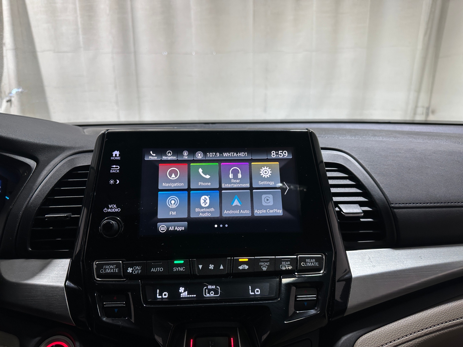 Thumbnail: 2018 Honda Odyssey - 3