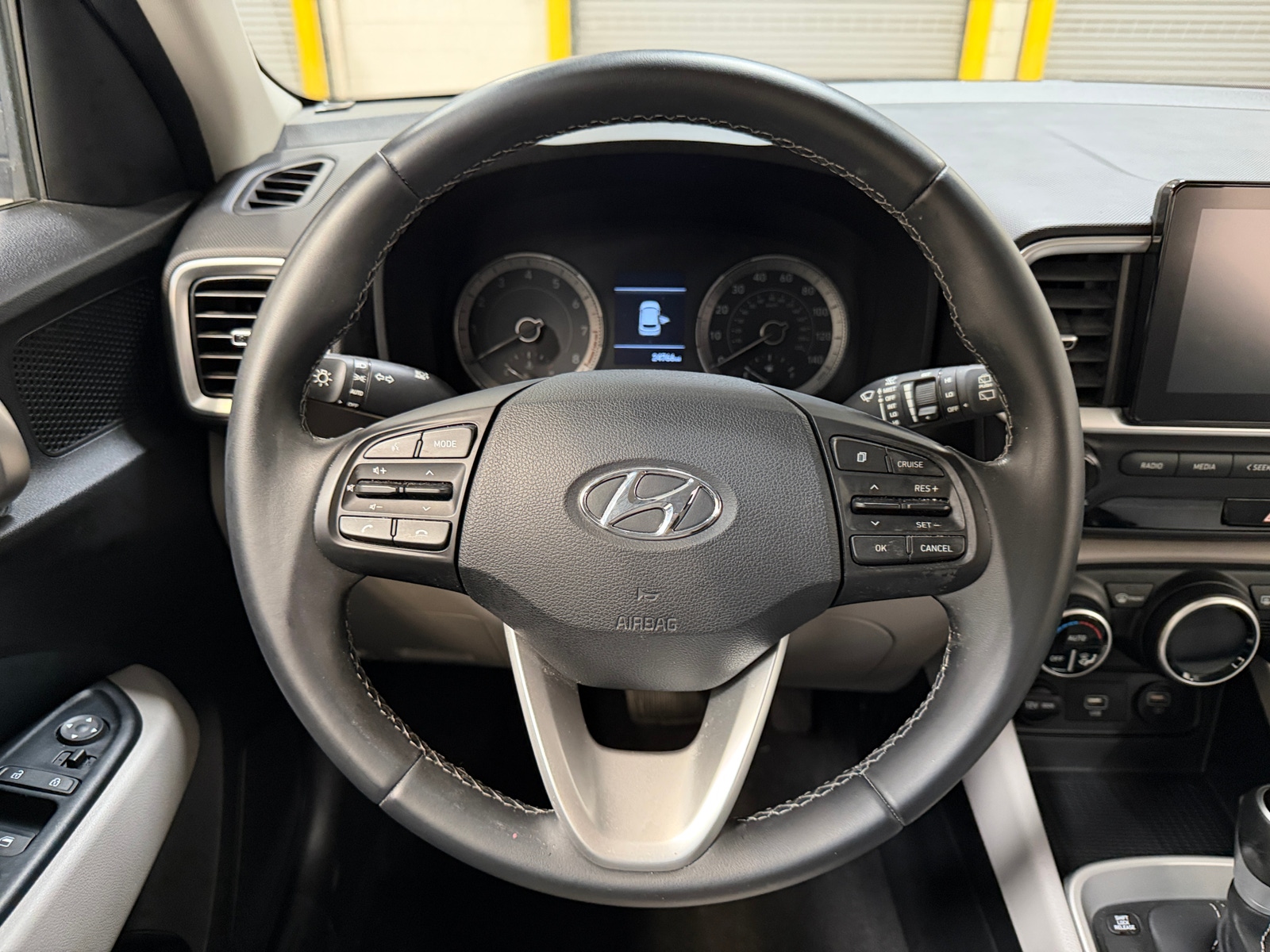 Thumbnail: 2021 Hyundai Venue - 5