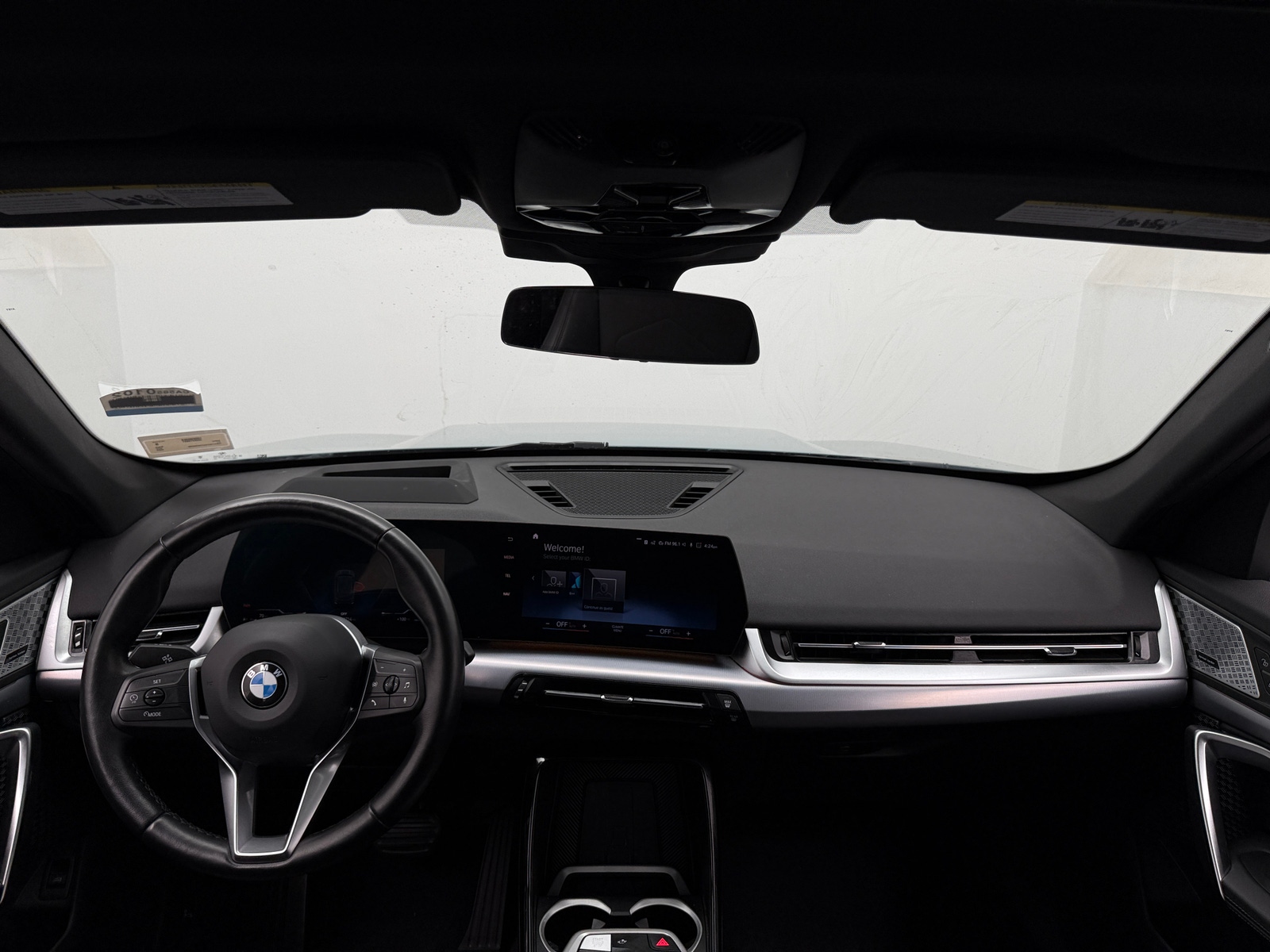 Thumbnail: 2023 BMW X1 - 2