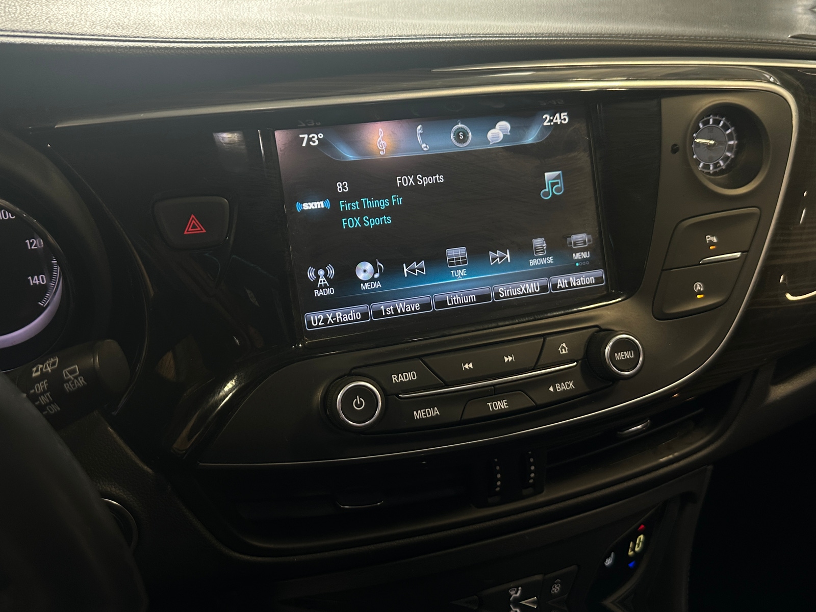 Thumbnail: 2020 Buick Envision - 3